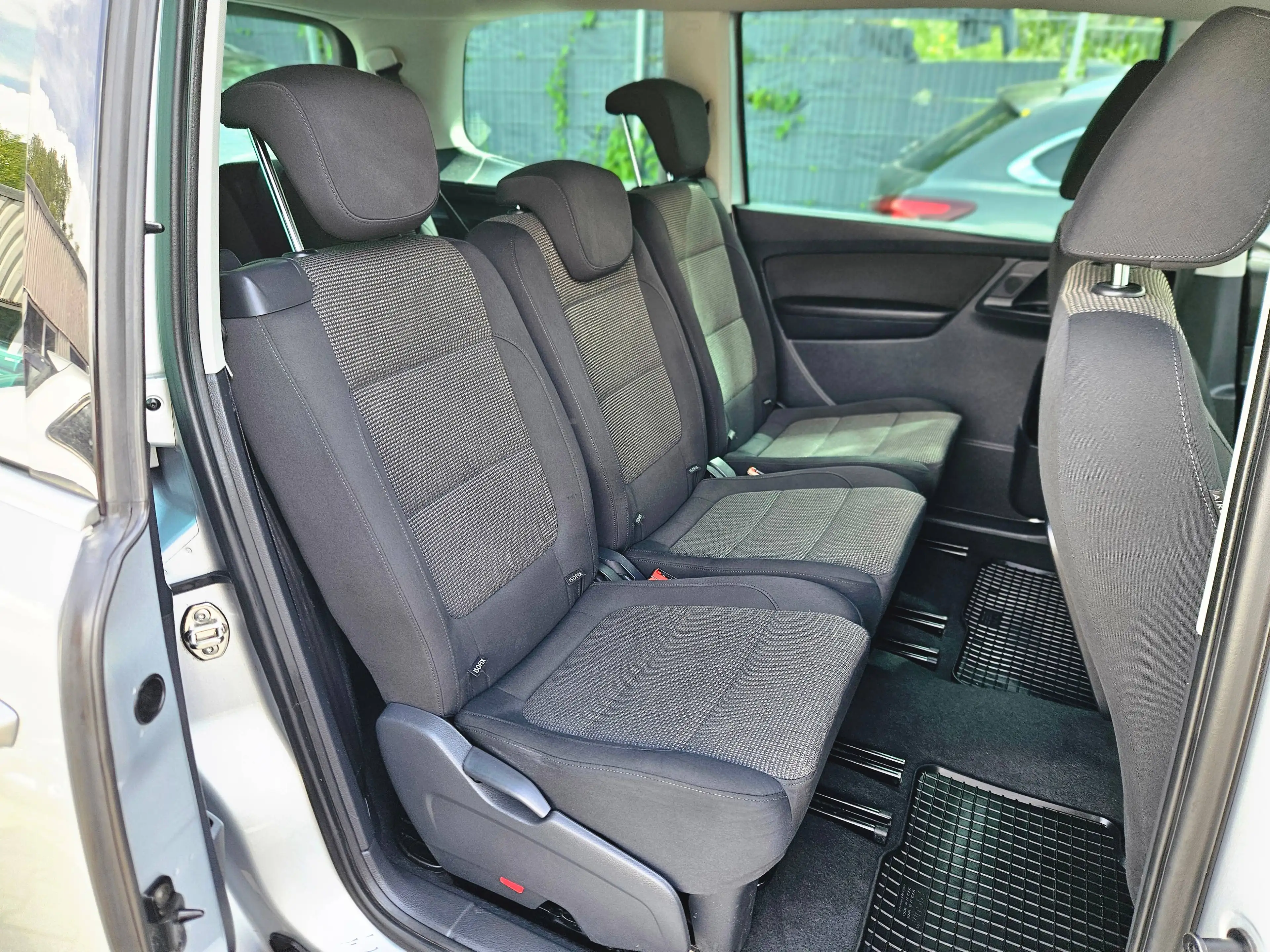 Volkswagen Sharan Comfortline BMT — photo 12