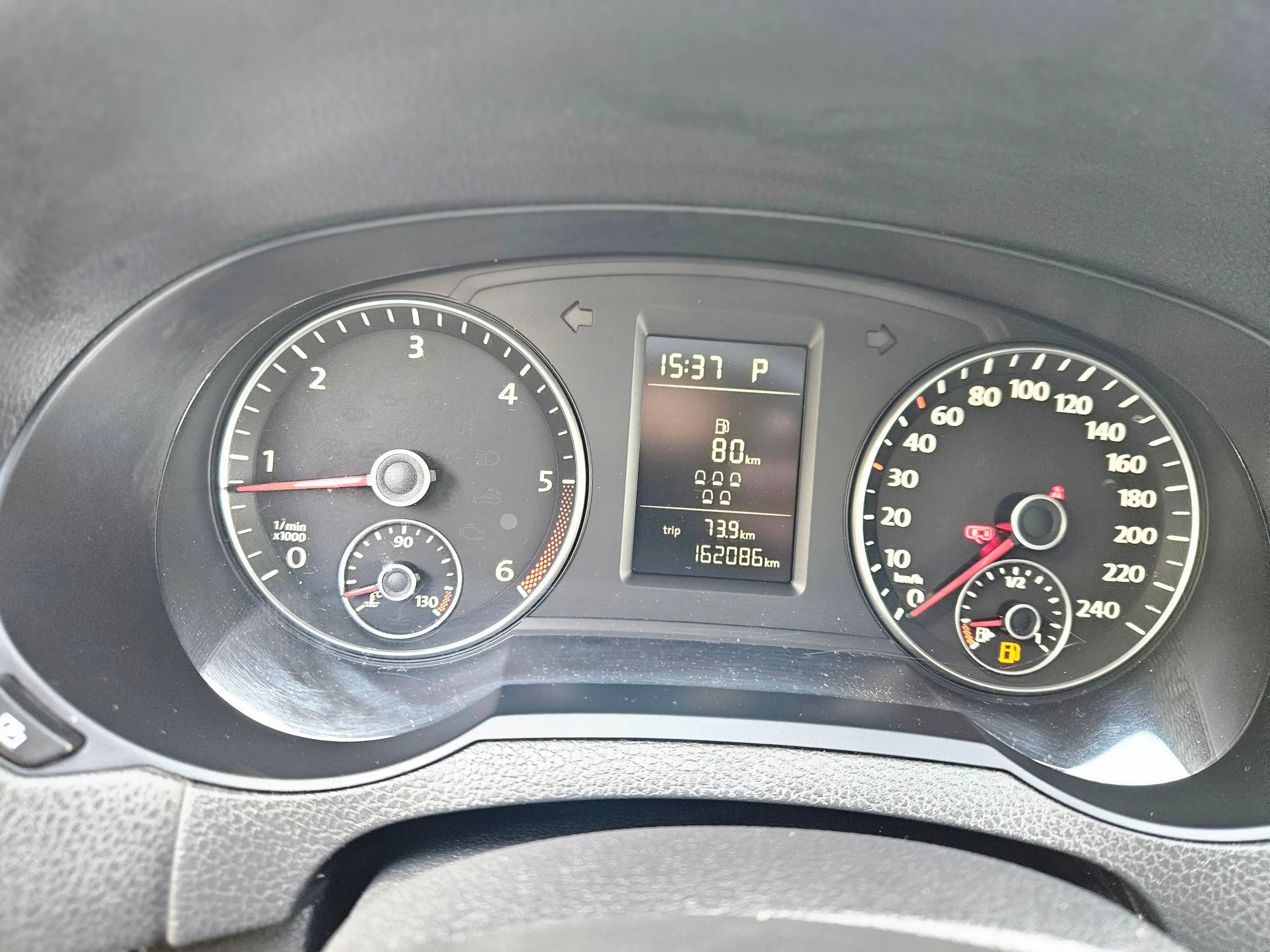Volkswagen Sharan Comfortline BMT — photo 13