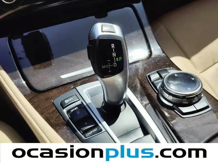 BMW Serie 5 528 i 2013, foto 5