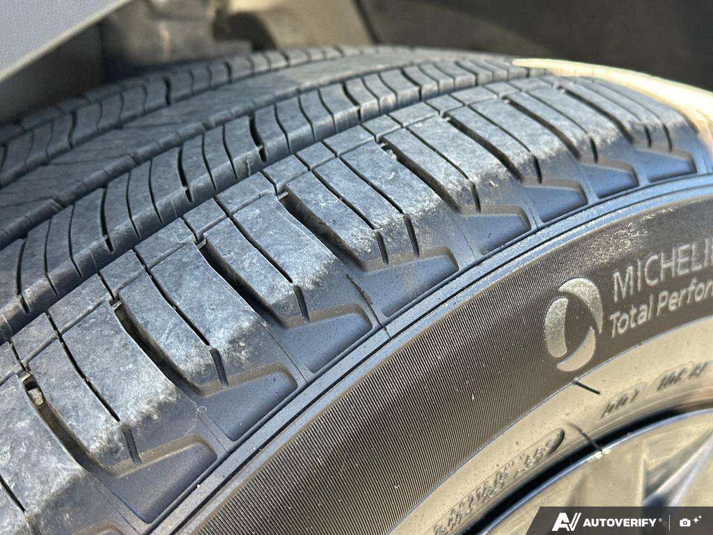 used 2025 Kia Sportage car, priced at $39,888