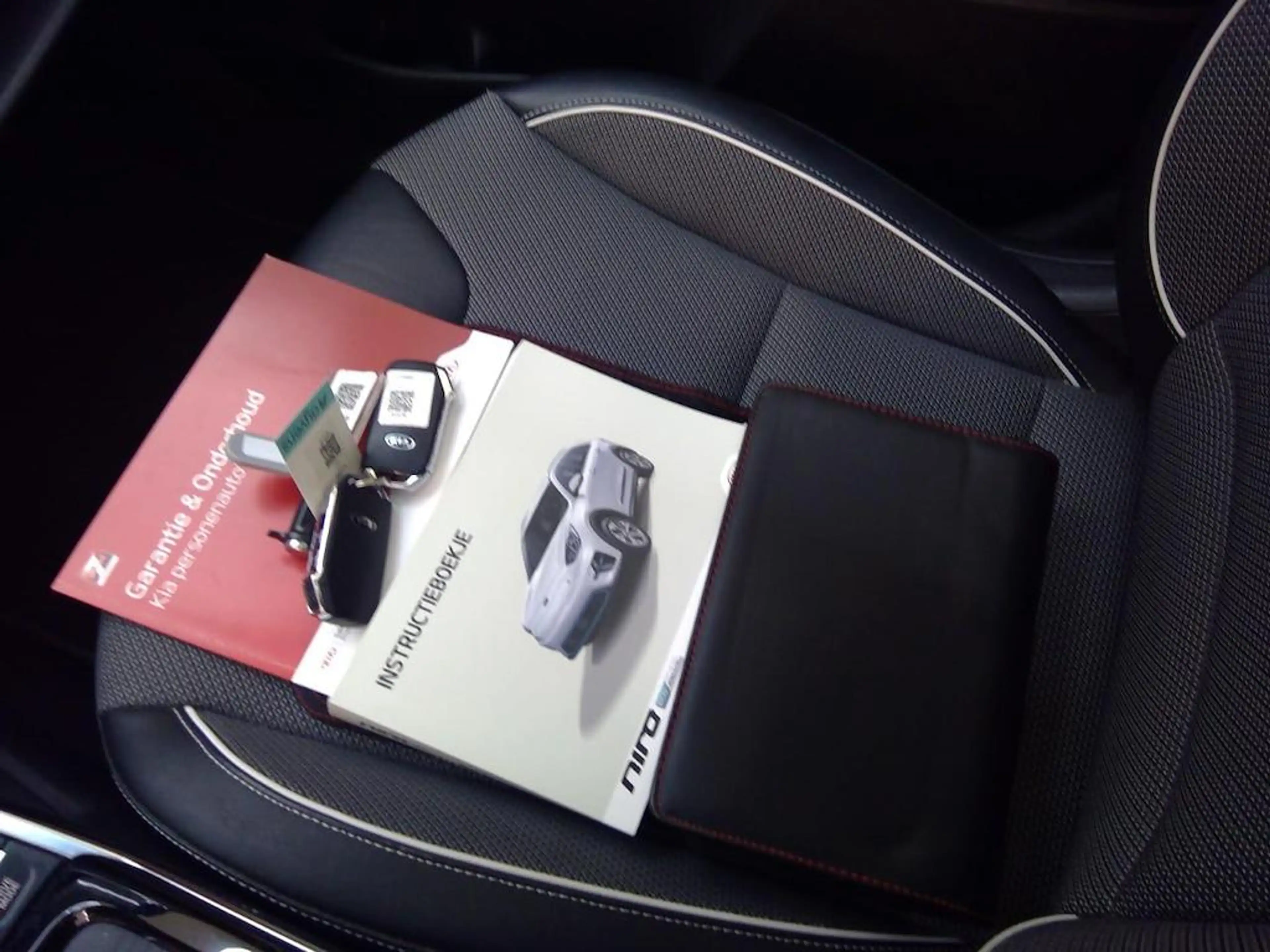 Kia e-Niro DynamicPlusLine 39 kWh Airconditioning (automatisc — photo 17