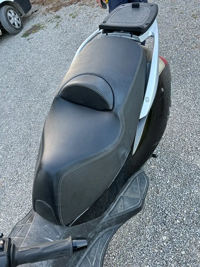 Aprilia Atlantic 250 Fekete - 2