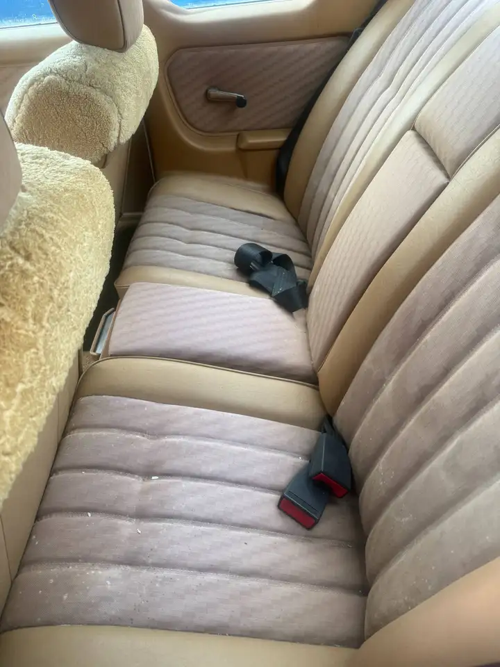 Mercedes-Benz 230 123 CE Coupe, foto 6