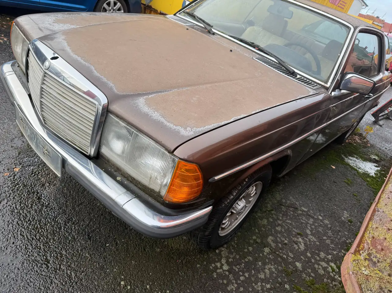 Mercedes-Benz 230 123 CE Coupe, foto 2