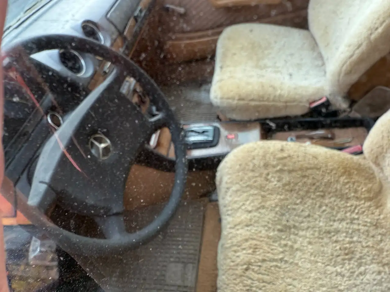 Mercedes-Benz 230 123 CE Coupe, foto 5