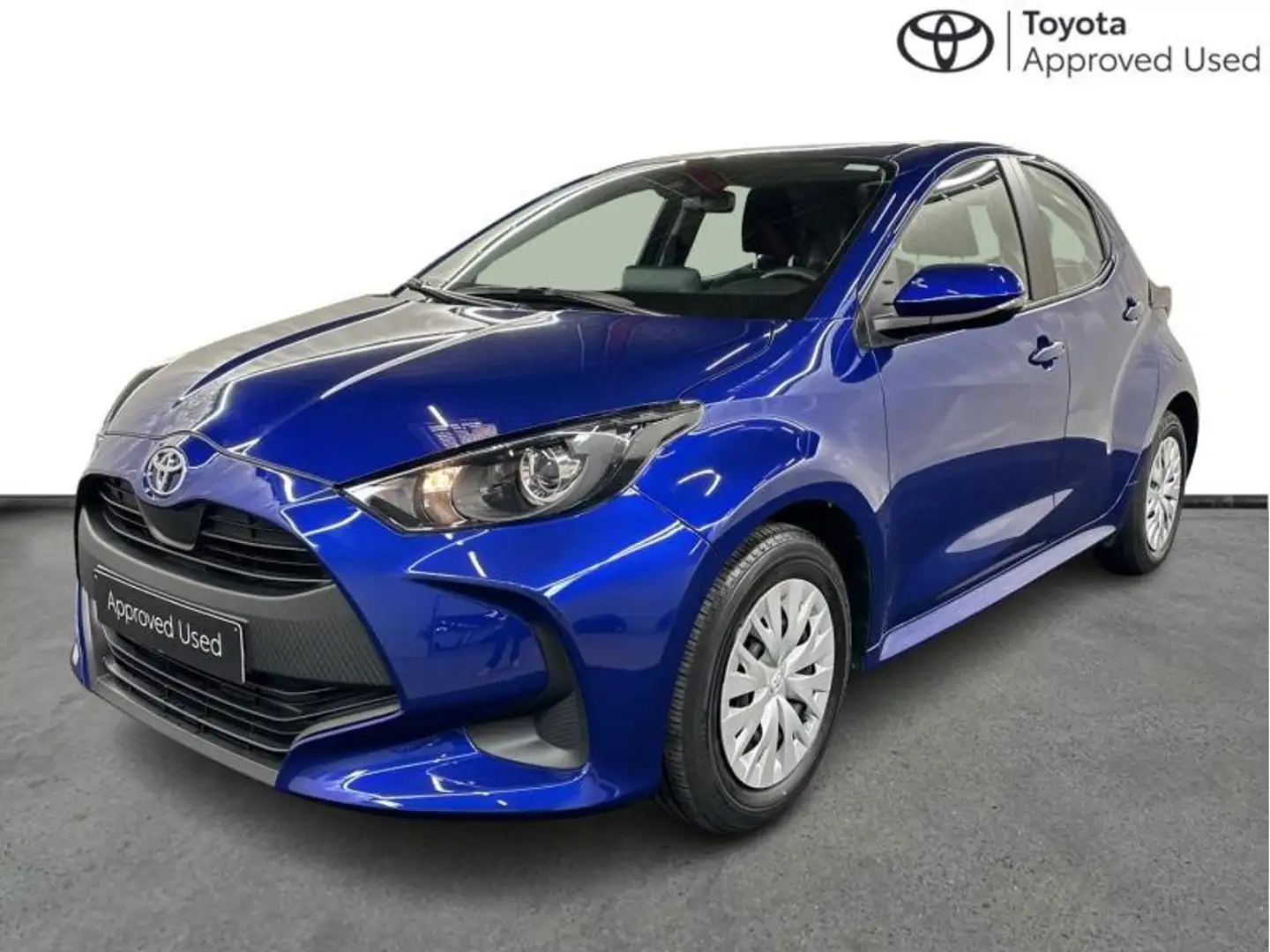Toyota Yaris Dynamic 1.0 MT Blauw - 1