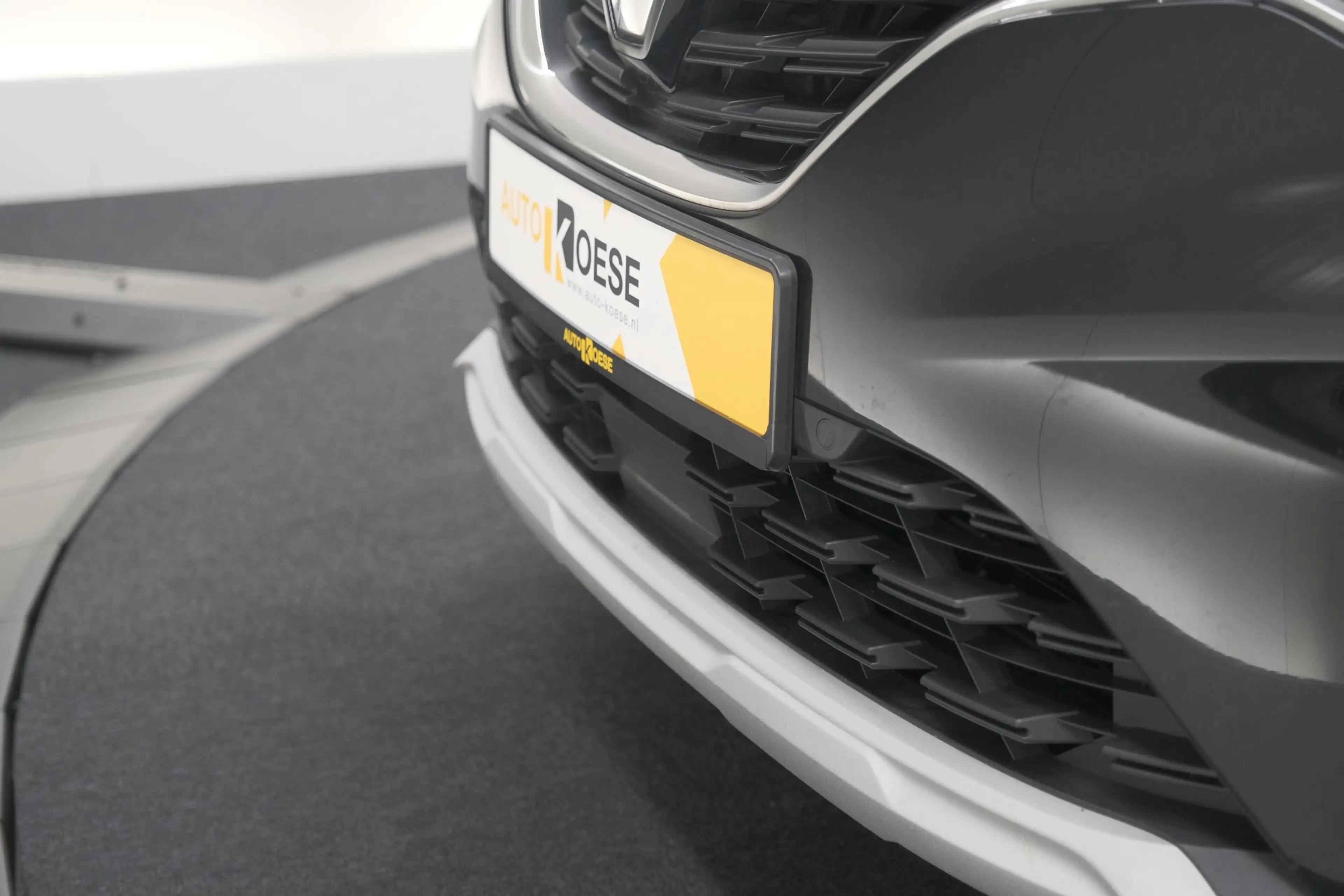 Renault Captur 1.6 E-Tech full hybrid 145 techno | Camera | Parke — photo 13
