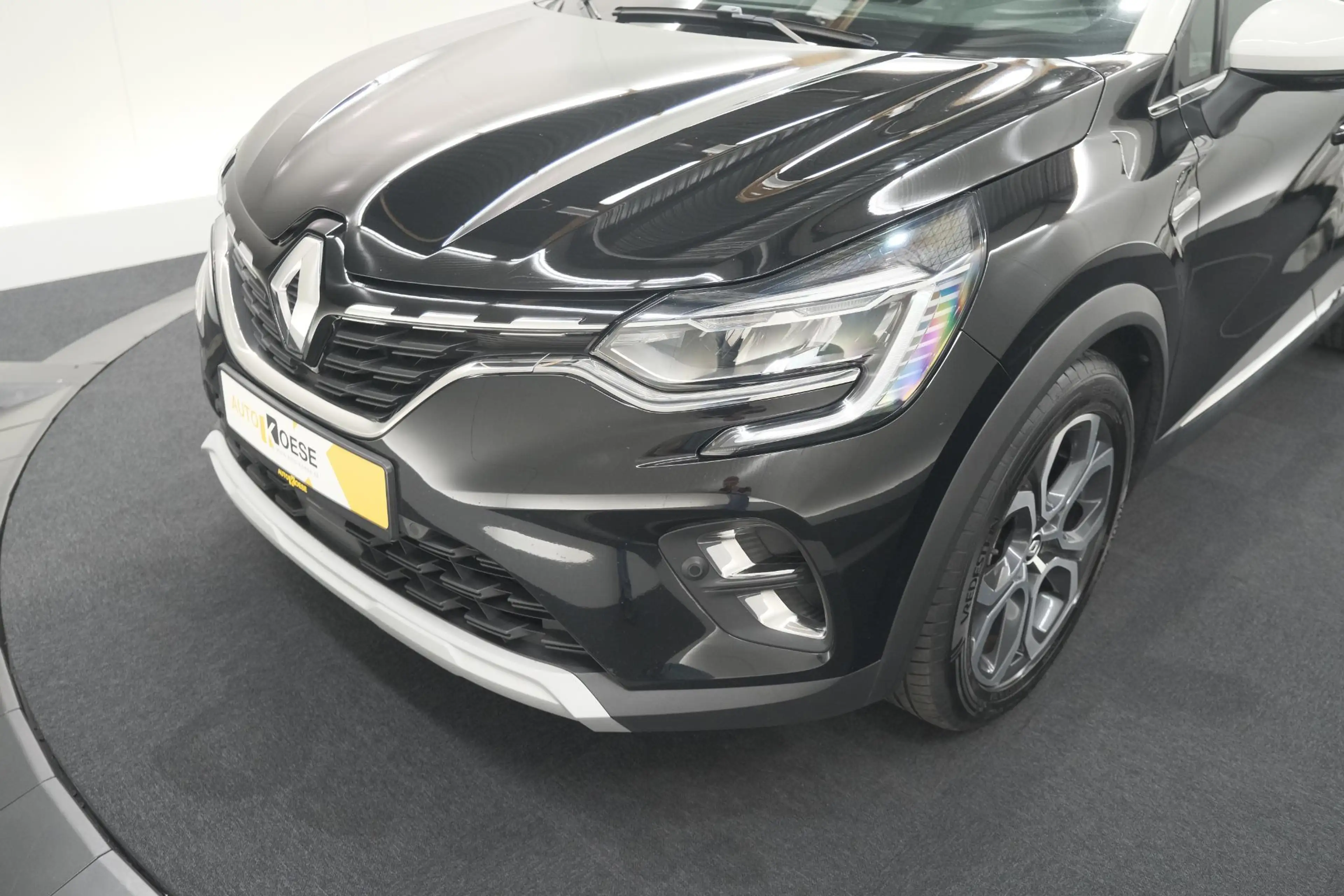 Renault Captur 1.6 E-Tech full hybrid 145 techno | Camera | Parke — photo 12
