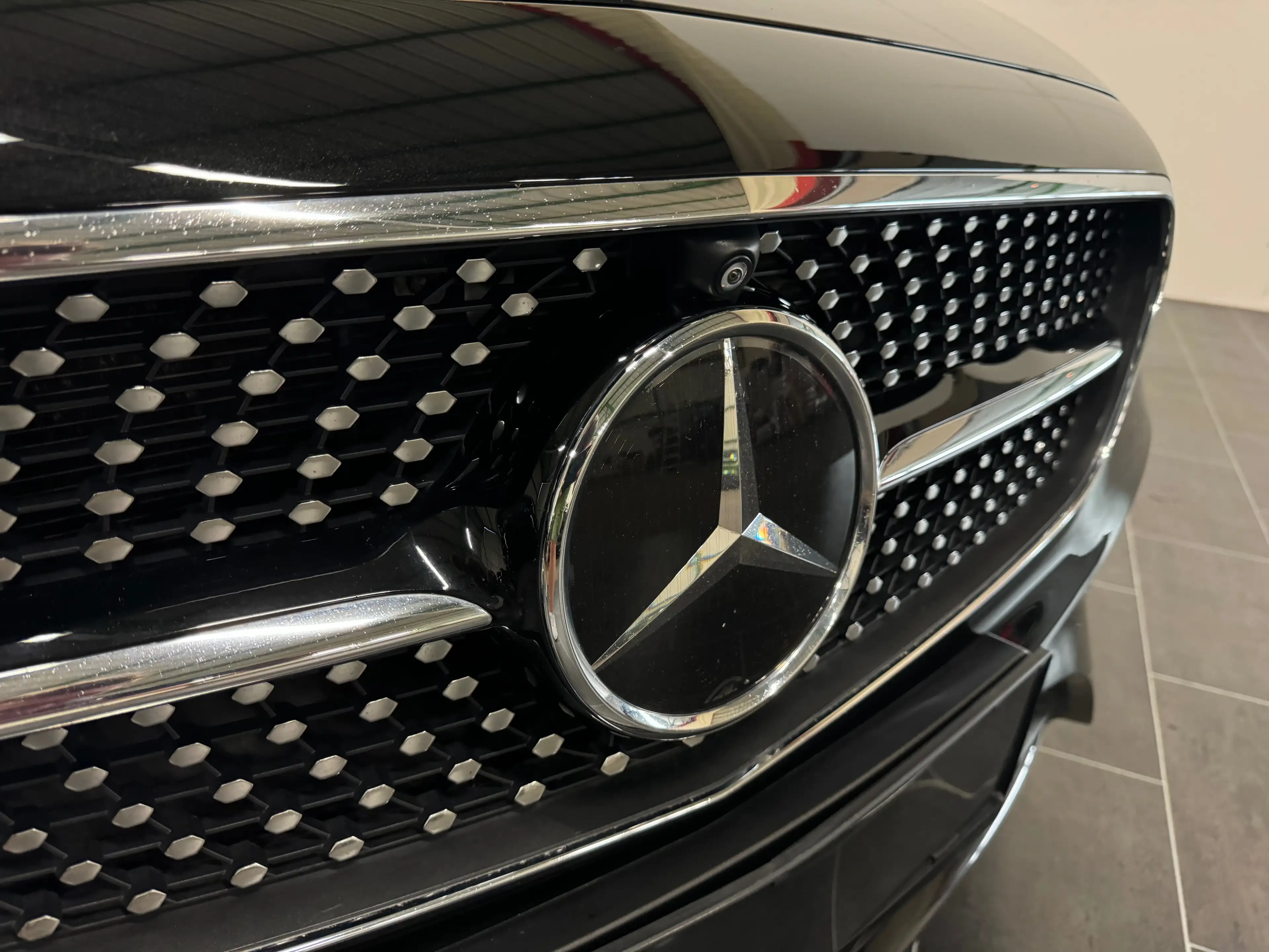 Mercedes-Benz E 43 AMG **LED-Navi-Luft-Pano-Vollausstattung-LP 134.000** — photo 10
