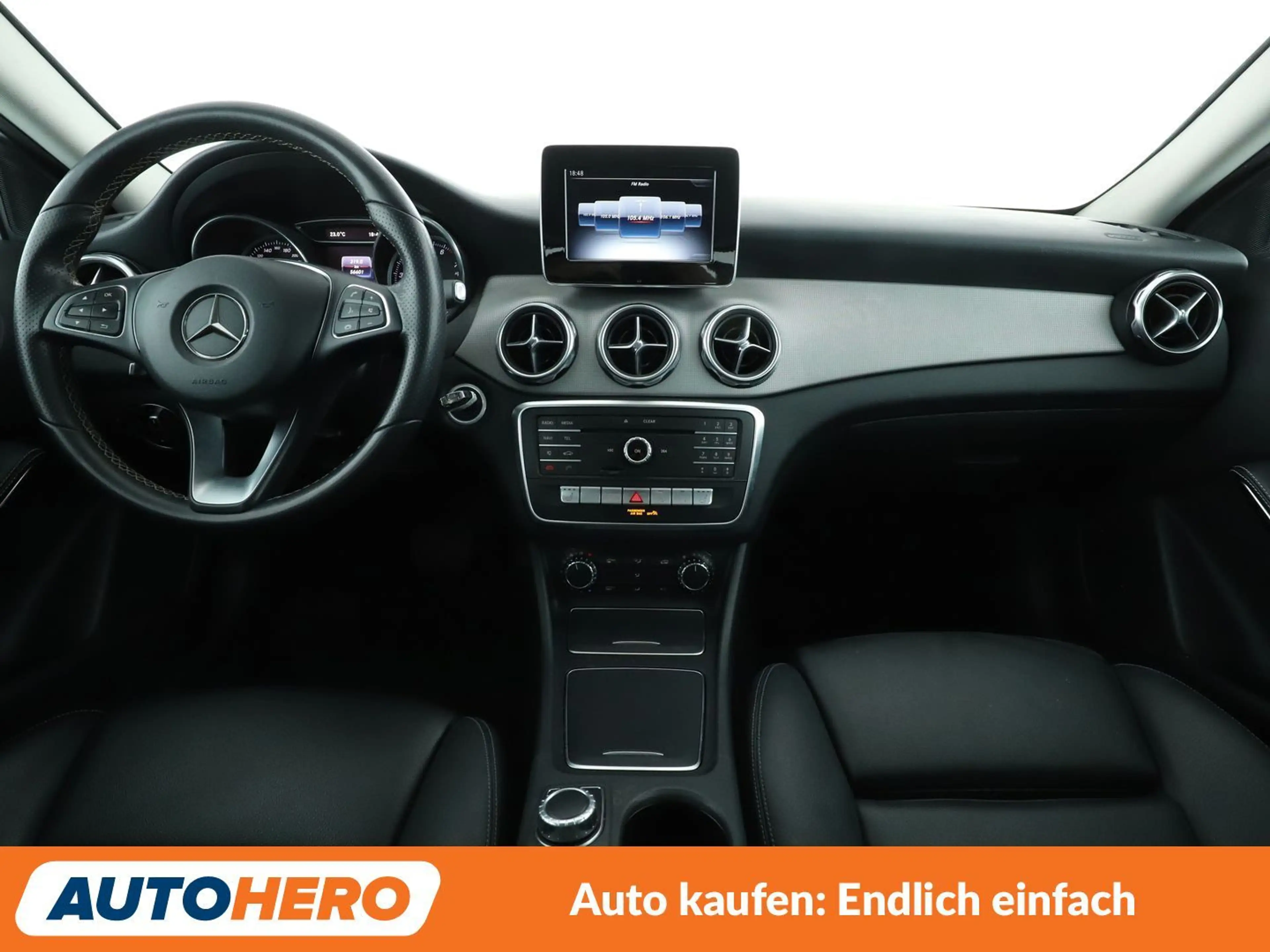 Mercedes-Benz GLA 180 GLA 180 Urban Aut*NAVI*LED*TEMPO*PDC*SHZ* — photo 12