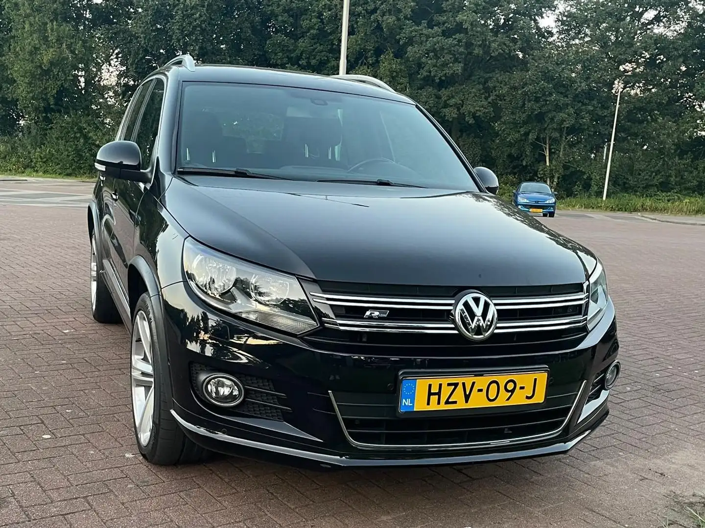 Volkswagen Tiguan 1.4 TSI Comf.&Des.4M Zwart - 1
