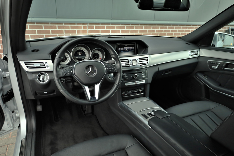 Mercedes-Benz E 300 E 4MATIC Avantgarde 10916km(!) BTW auto — photo 7