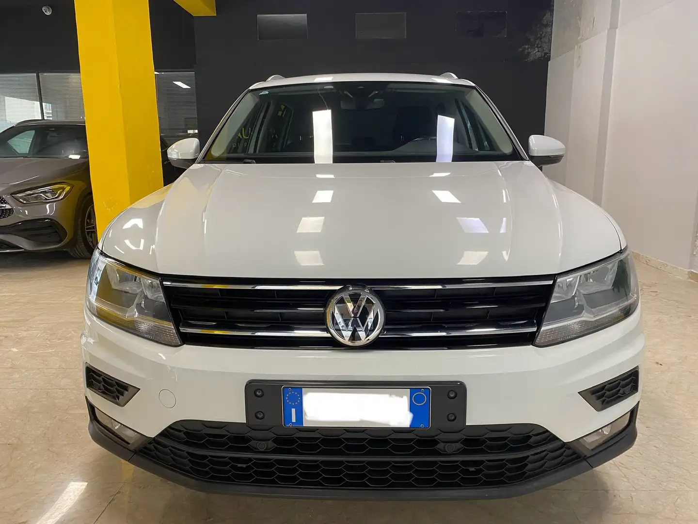 Volkswagen Tiguan 2.0 tdi Business 150cv dsg Blanc - 1