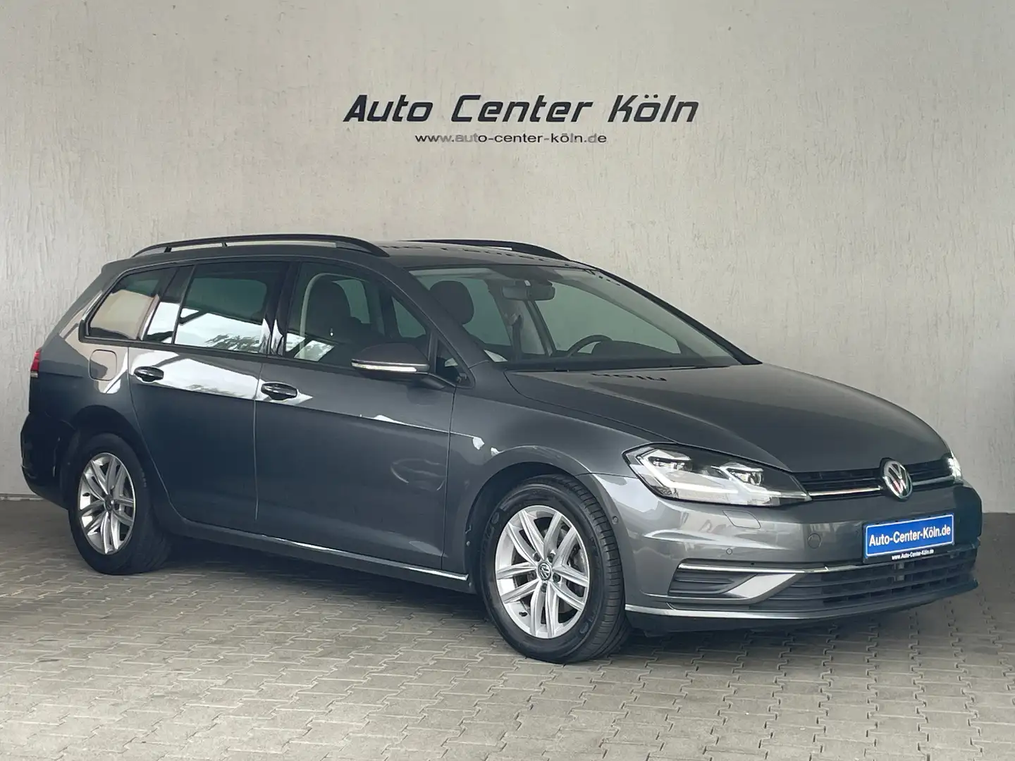 Volkswagen Golf Variant 7 1,6 TDI Comfortline BMT*NAVI*LED*1.HAND Grau - 2