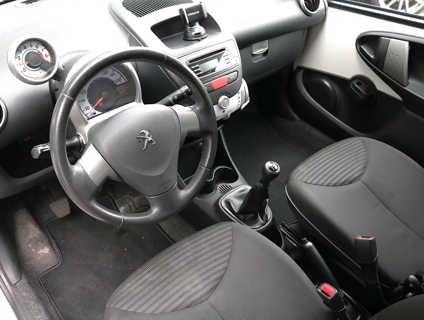 Peugeot 107 1.0 Active Білий - 2