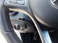 Mercedes-Benz GLA 180 d Navi KAM KlimaA el.Heck Weiß - thumbnail 14