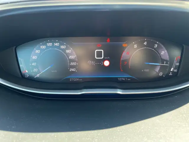 Peugeot 3008 view 15