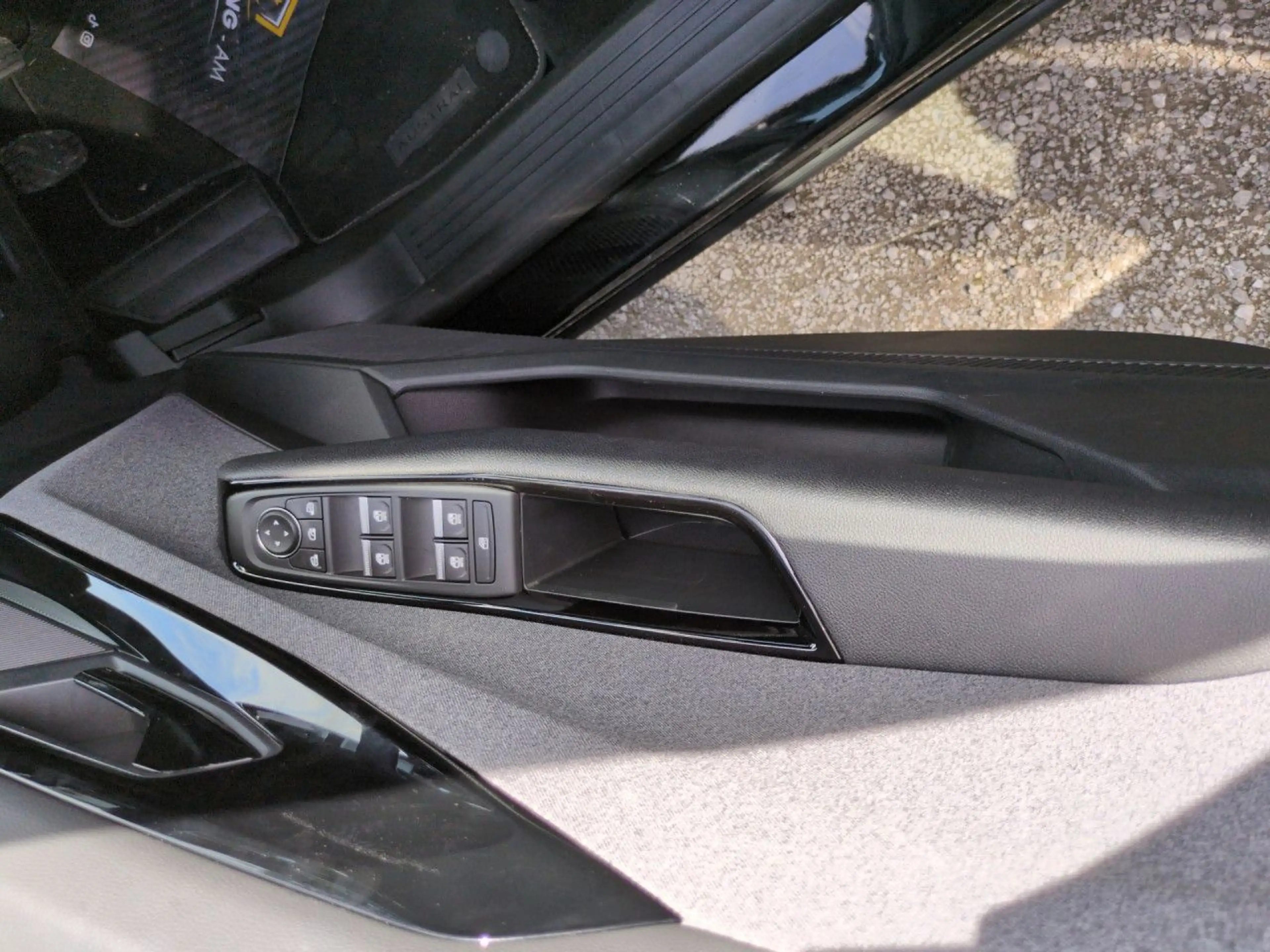Renault Austral Equilibre Bluetooth Navi LED Klima — photo 5