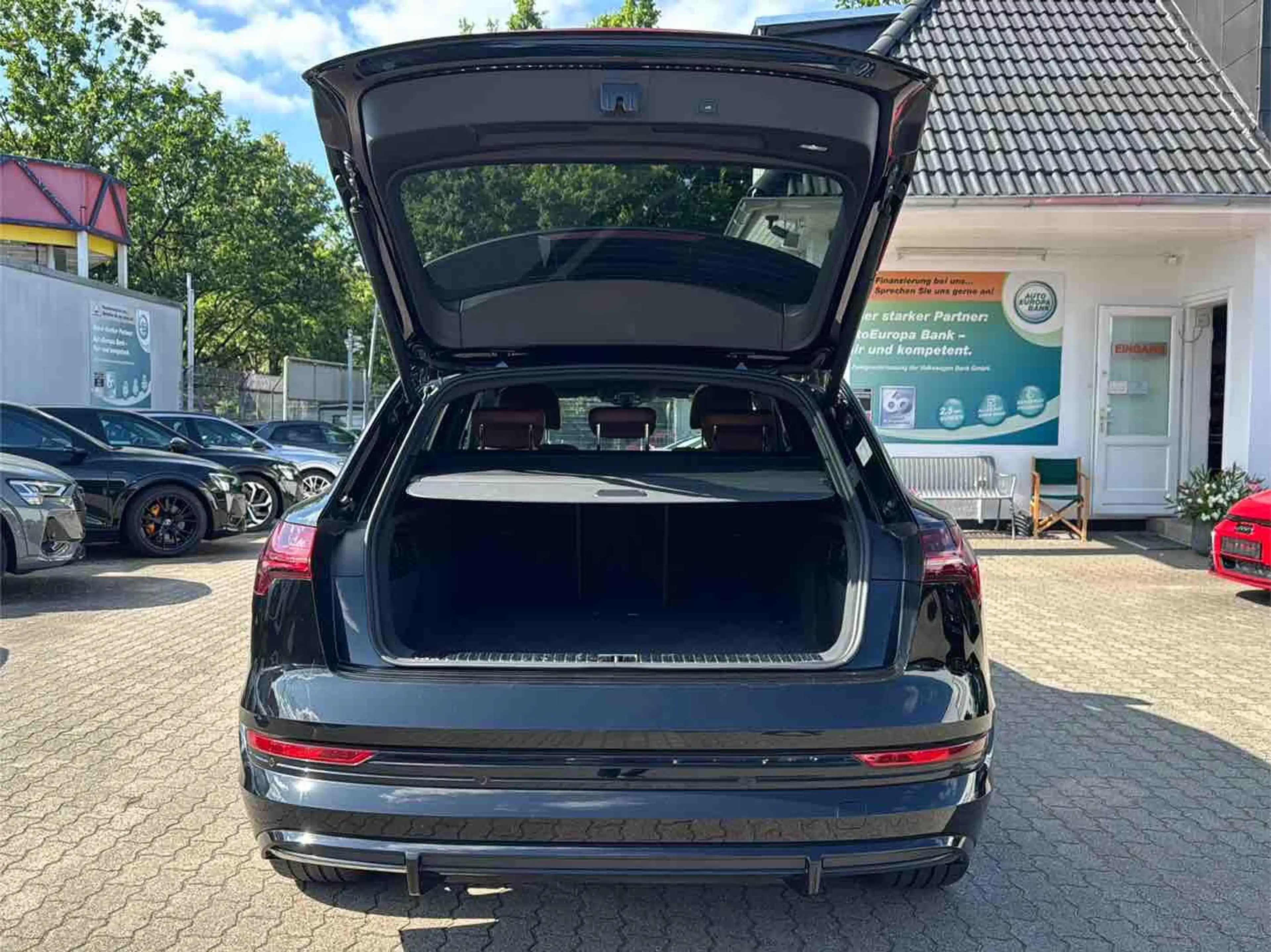 Audi e-tron 55 S line ACC BLACK PANO 360° 21Z SHZ — photo 9