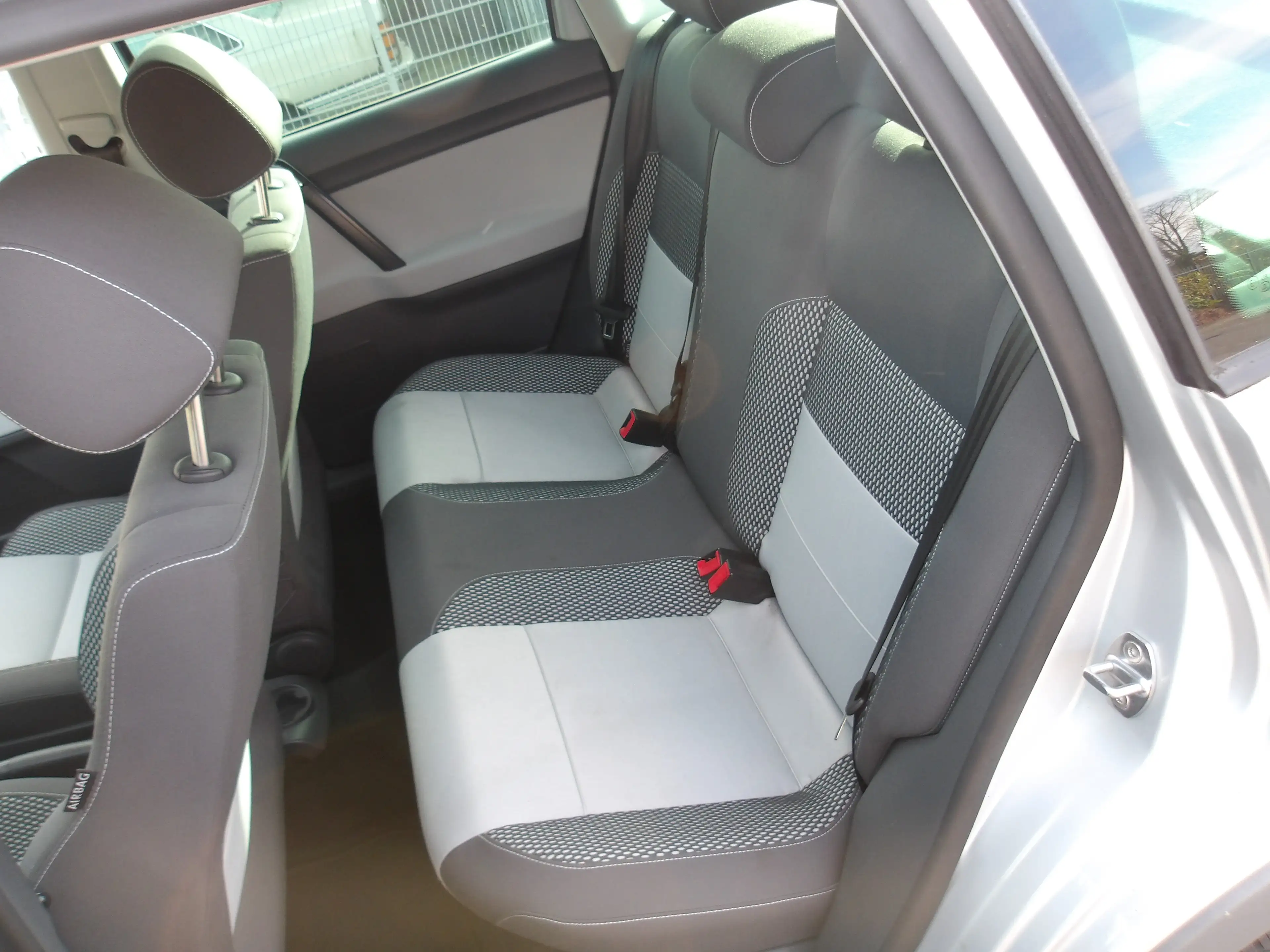 Volkswagen Polo Cross Polo IV  5-Türer 1.4 CrossPolo — photo 10