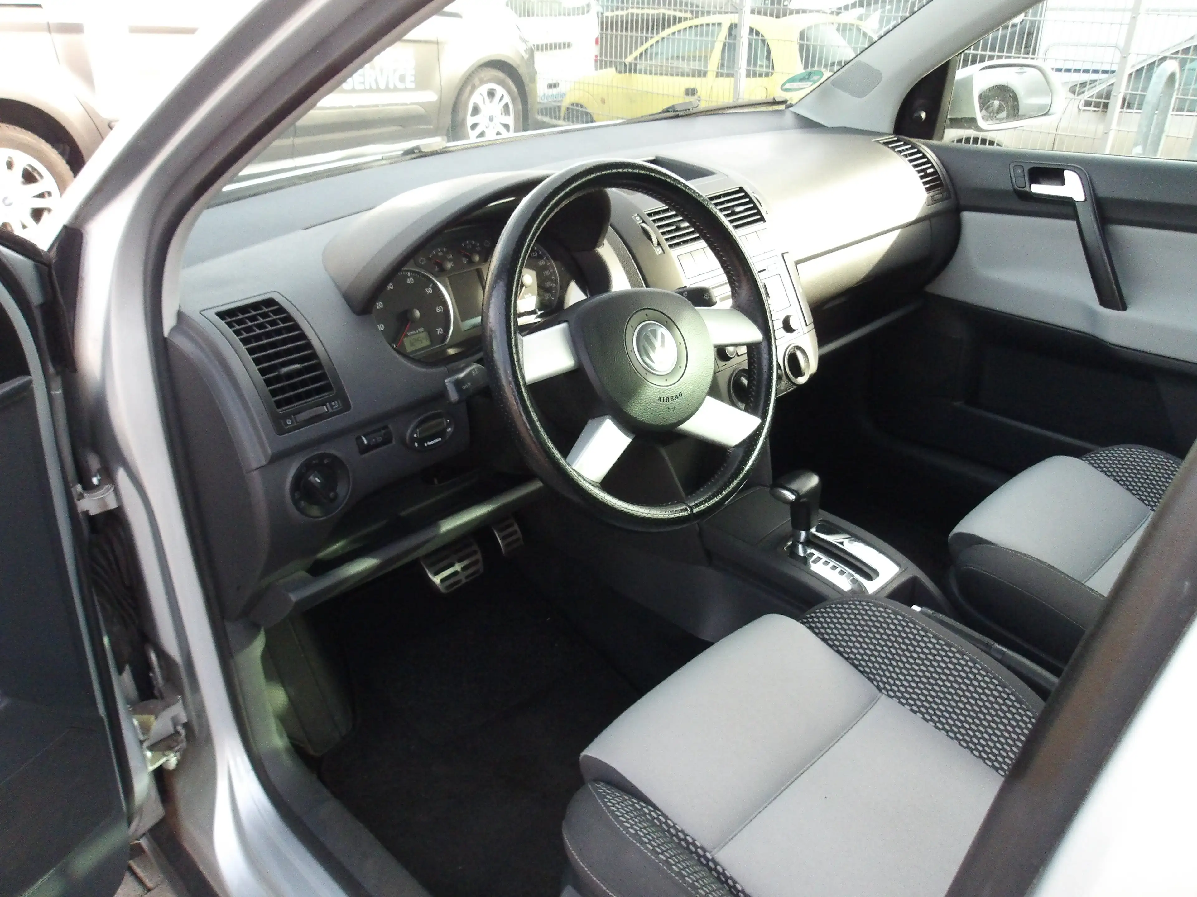 Volkswagen Polo Cross Polo IV  5-Türer 1.4 CrossPolo — photo 12
