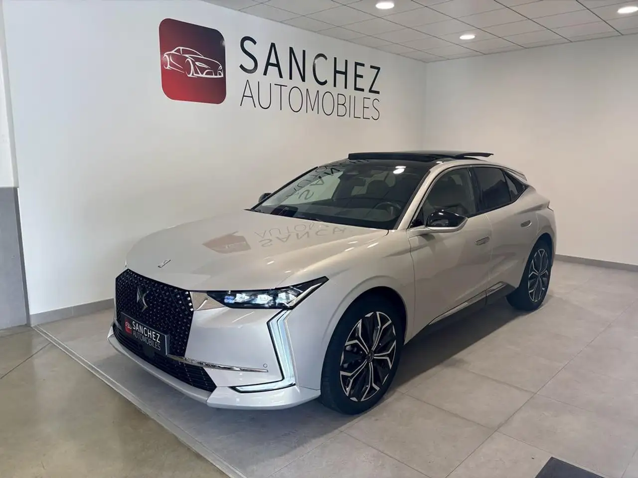 DS Automobiles DS 4 2024