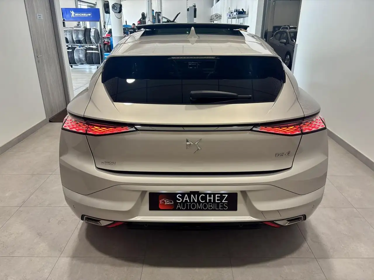 DS Automobiles DS 4 2024