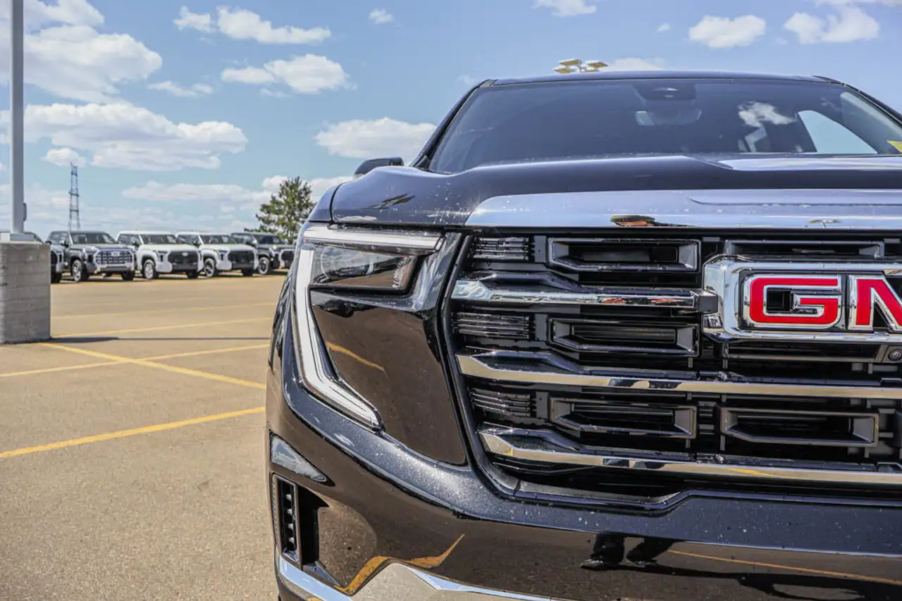 GMC Acadia снимка GMC Acadia
