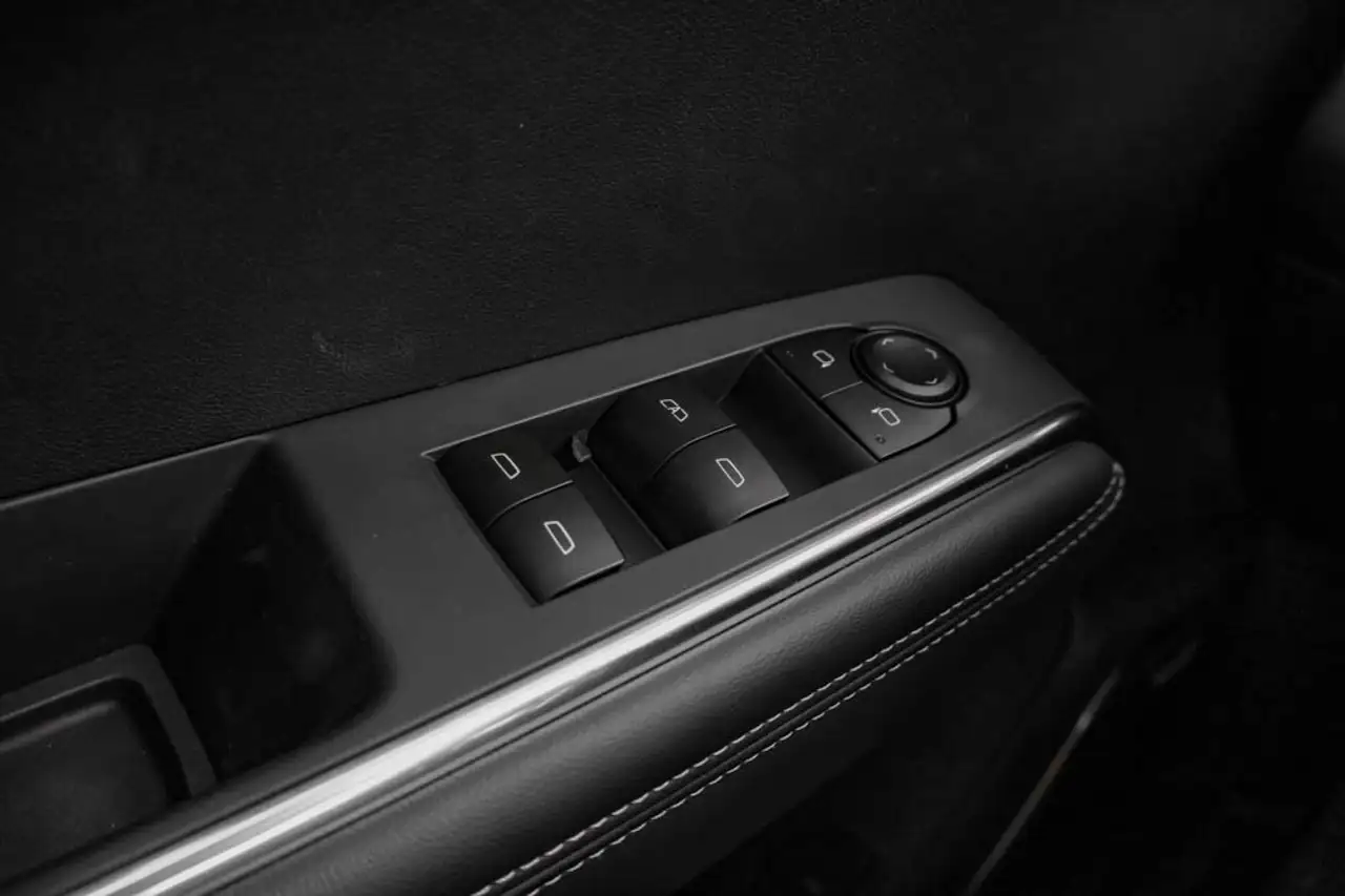 GMC Acadia снимка GMC Acadia
