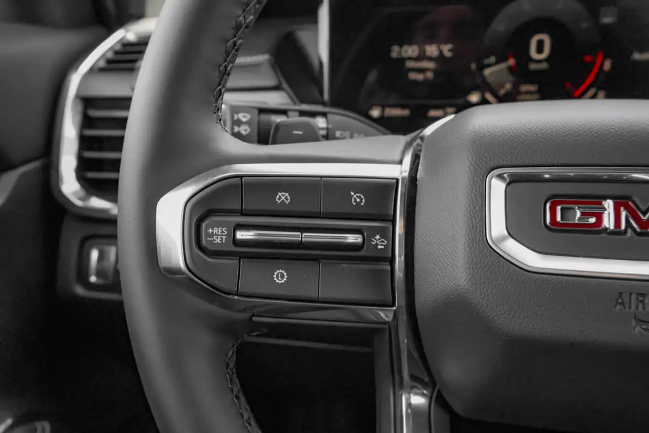 GMC Acadia снимка GMC Acadia
