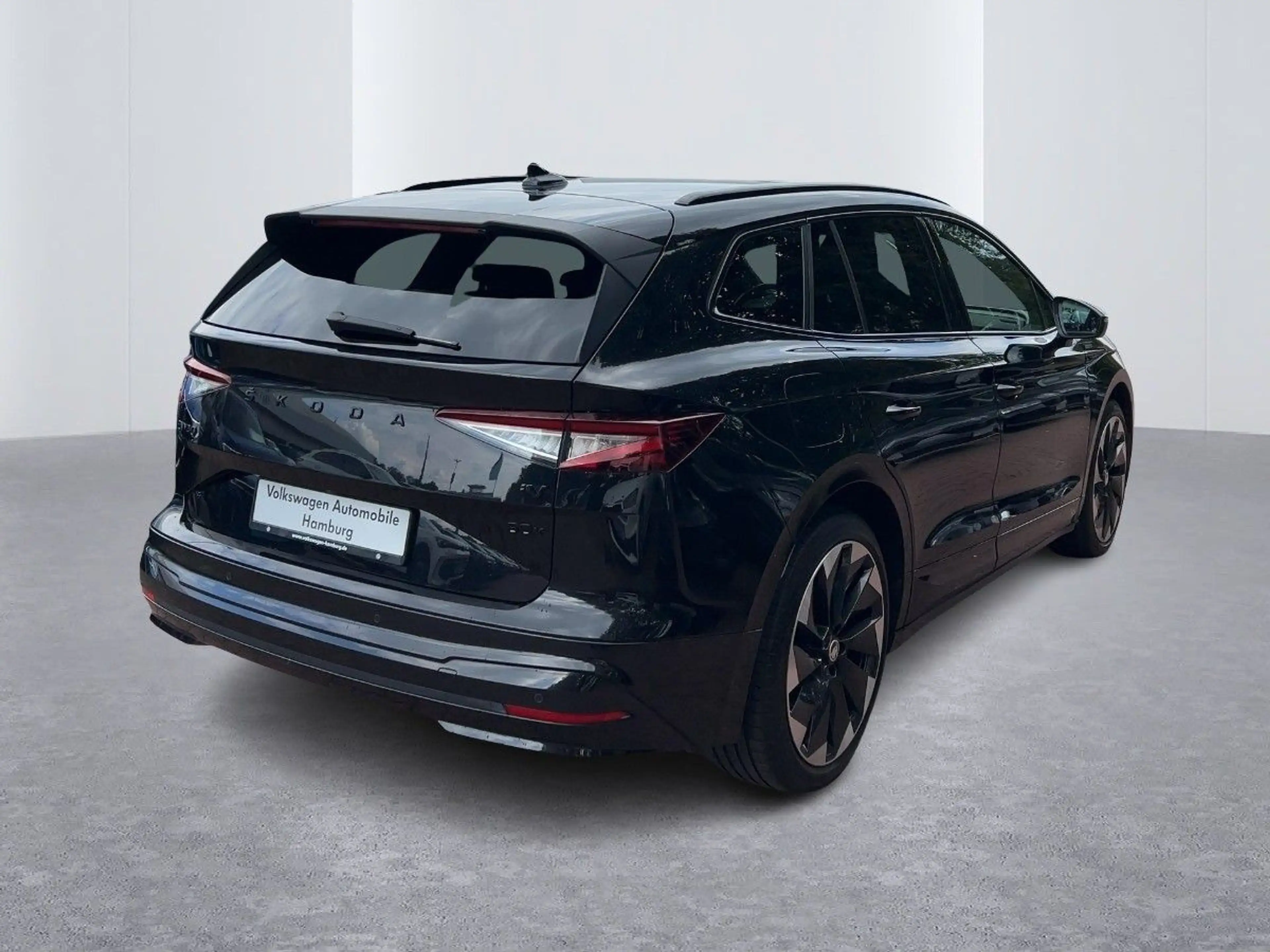 Skoda Enyaq iV 80x Sportline AHK Pano Sitzhzg — photo 3