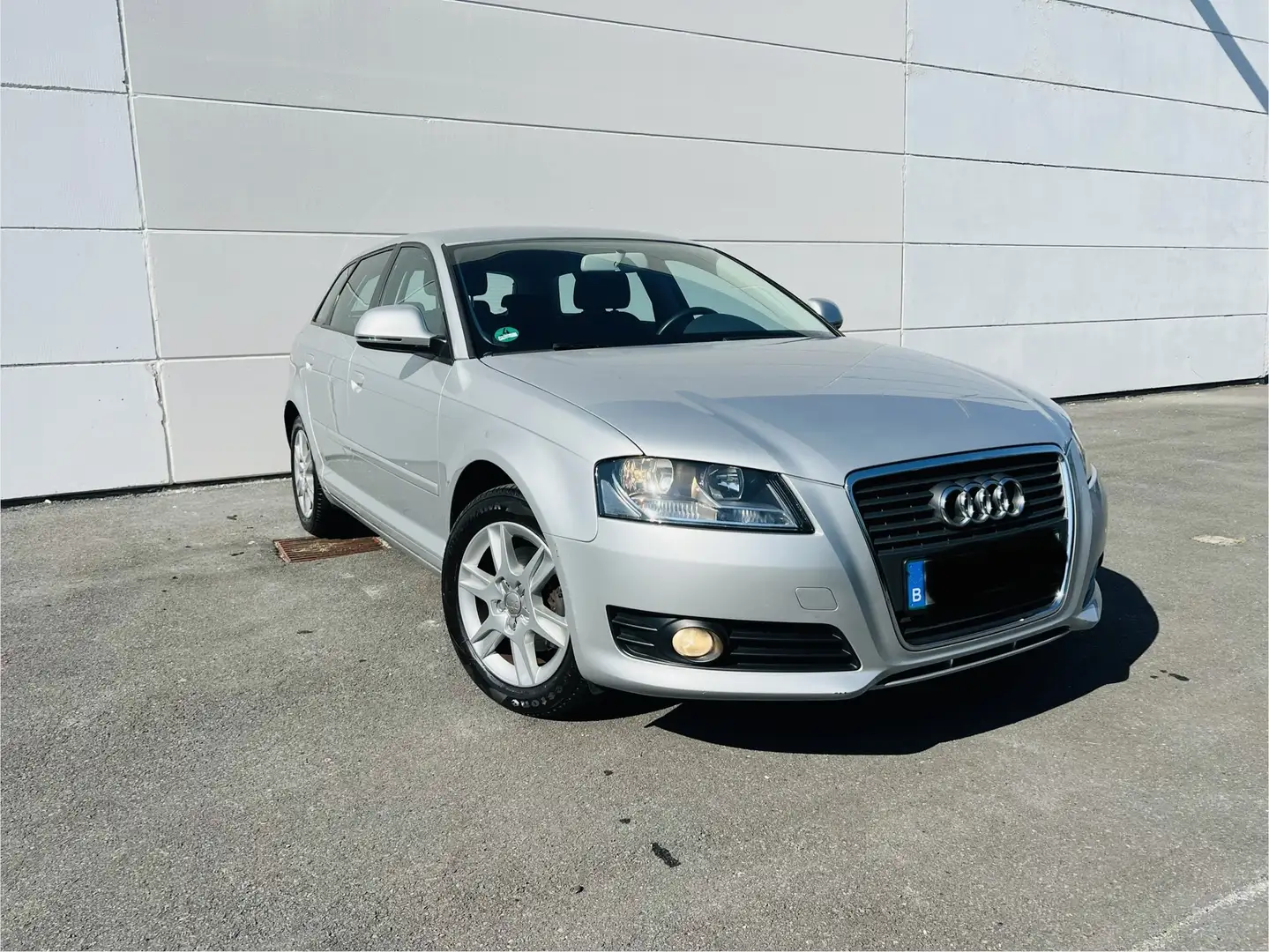 Audi A3 Automatisch 1.4 TFSI S tronic line Sportpaket Gris - 1