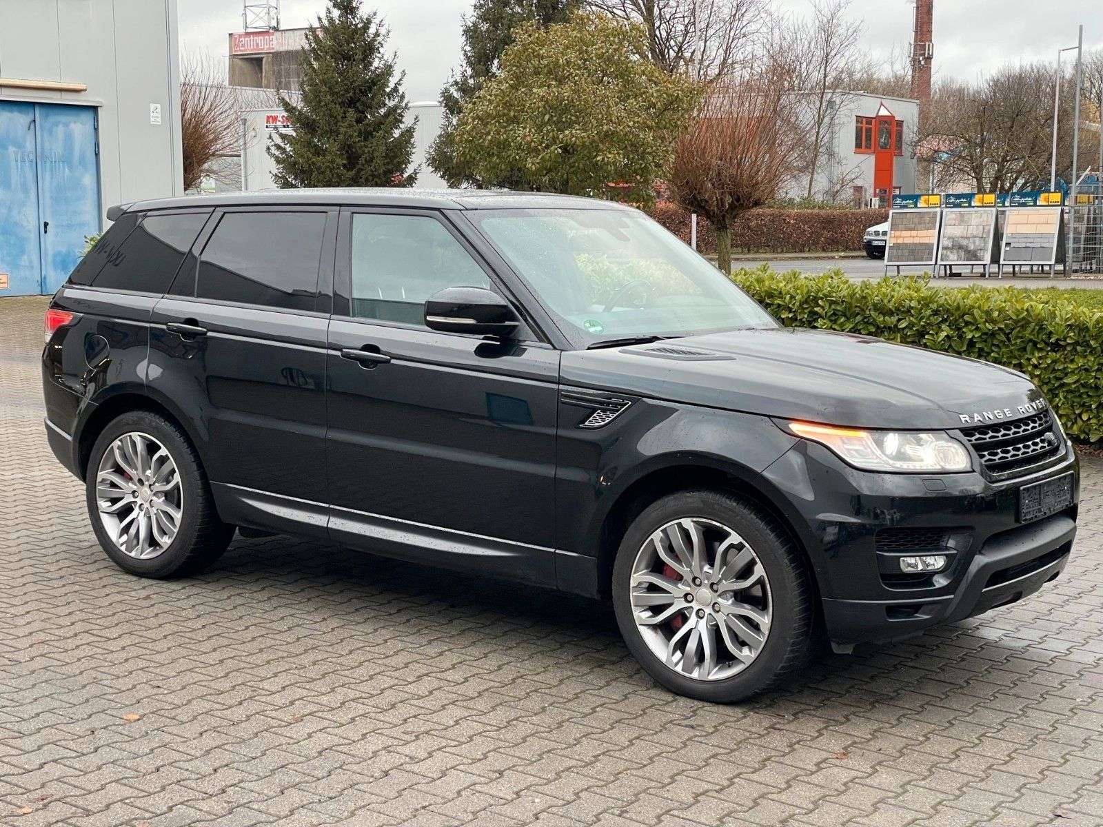 Second hand Land Rover Range Rover Sport 3.0