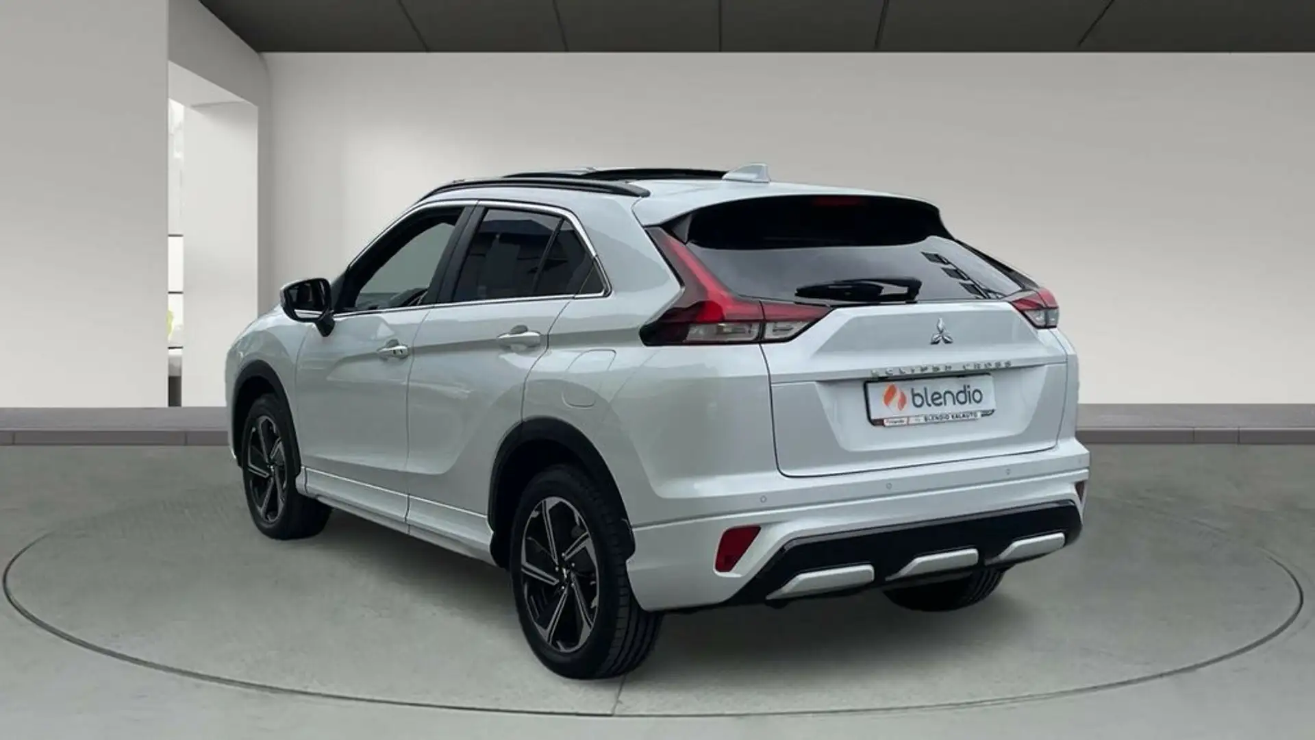 Mitsubishi Eclipse Cross 2.4 PHEV KAITEKI+ AUTO 4WD 188 5P Weiß - 2