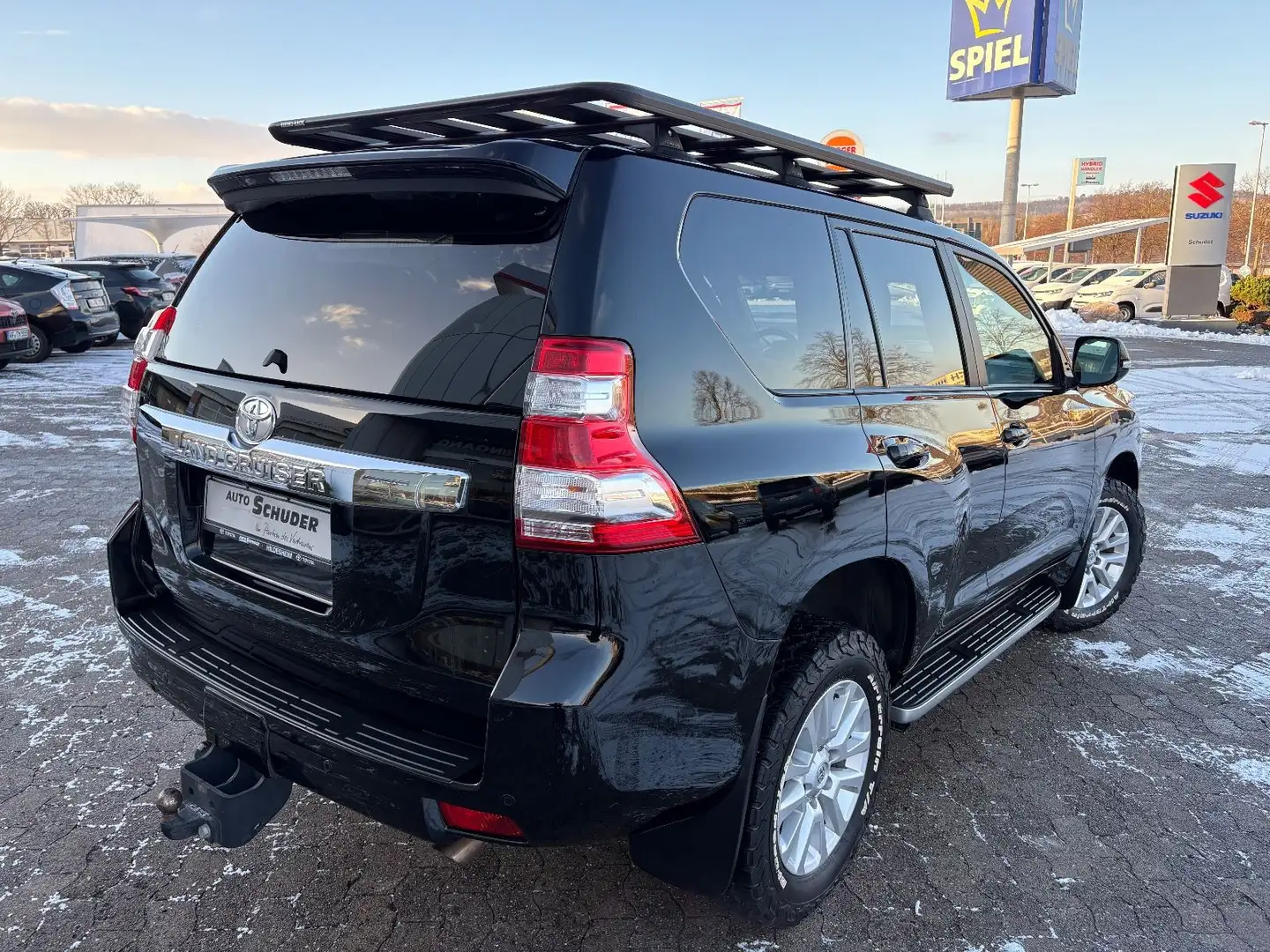 Toyota Land Cruiser Executive Schwarz - 2