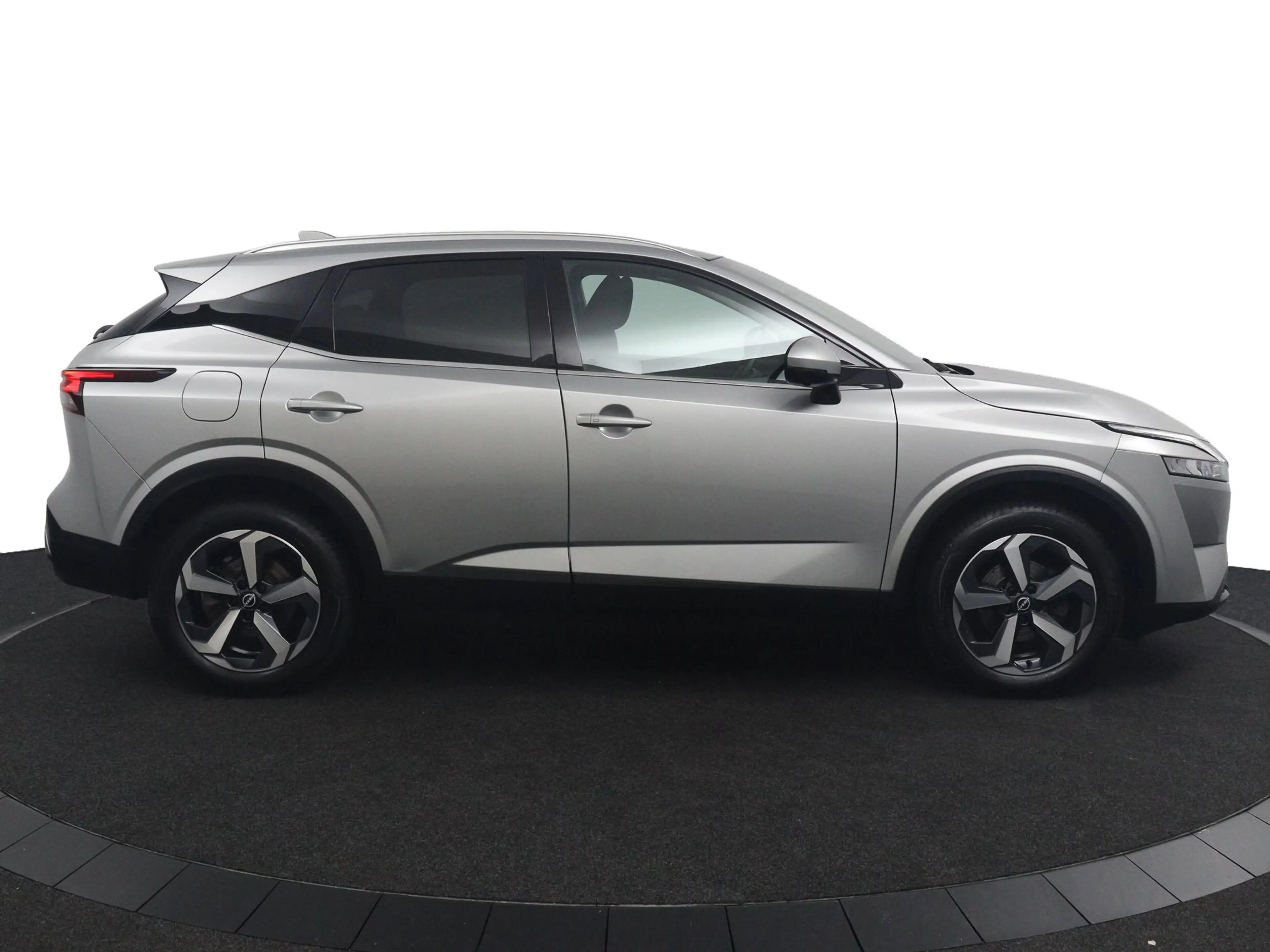 Nissan Qashqai 1.3 MHEV Xtronic N-Connecta | Trekhaak | Panoramad — photo 6