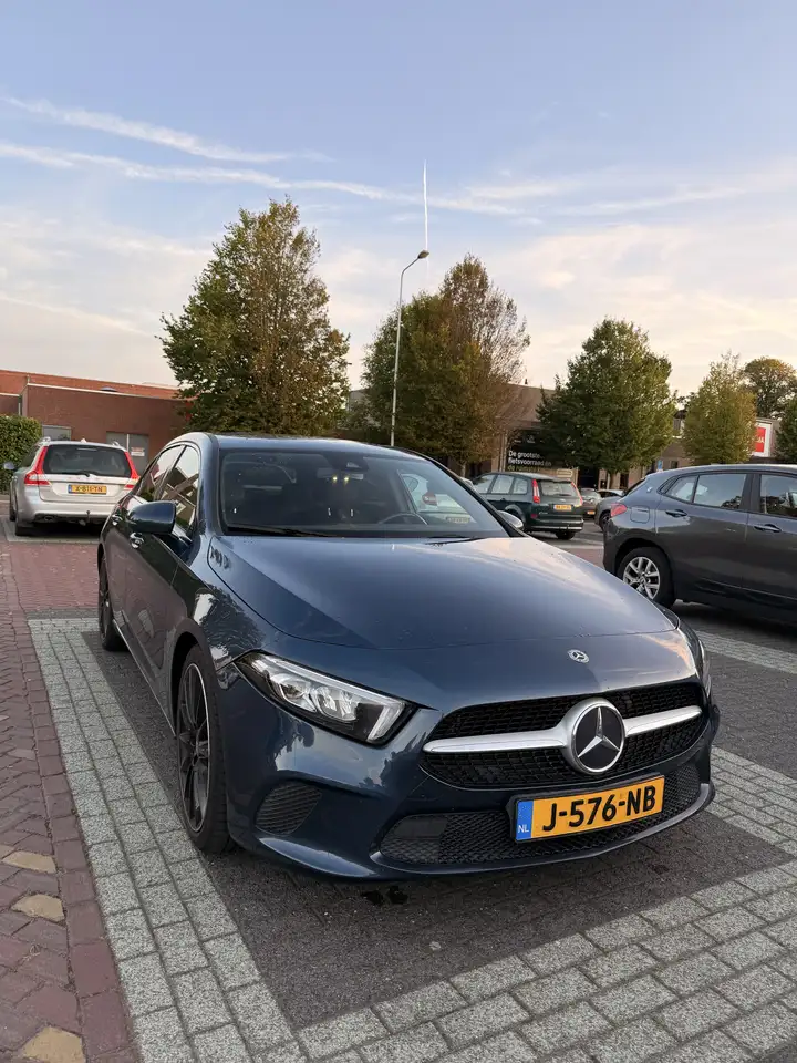 Mercedes-Benz A 180