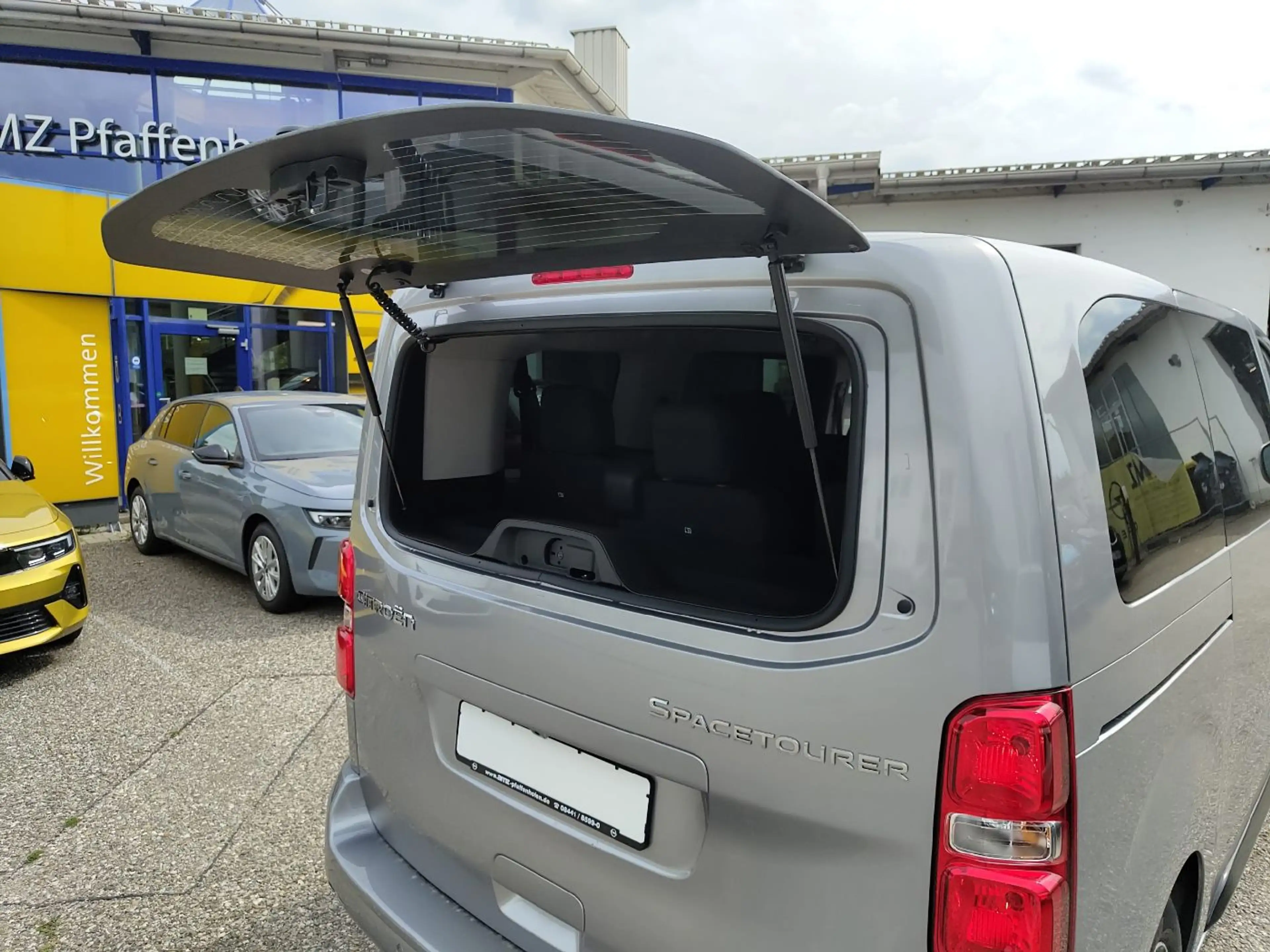 Citroen Spacetourer Plus M 8-Sitzer AHK ACC Elek.Türen — photo 10