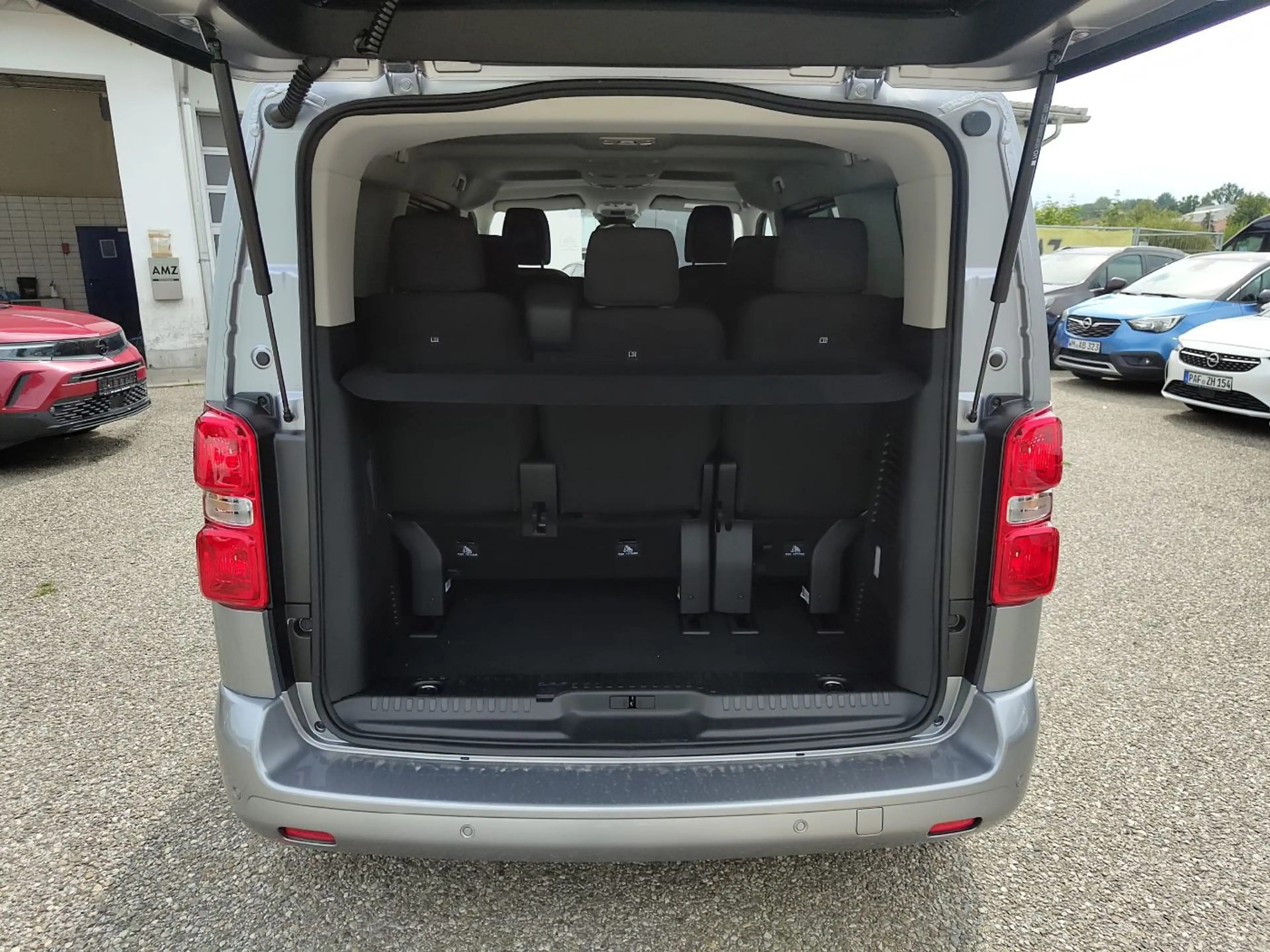 Citroen Spacetourer Plus M 8-Sitzer AHK ACC Elek.Türen — photo 9