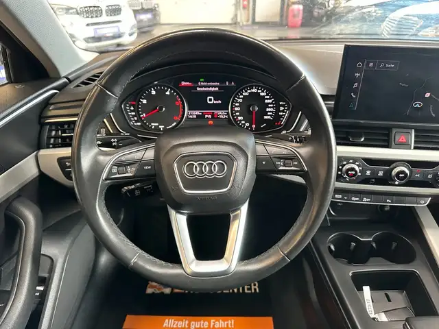 Audi A4 Avant view 7