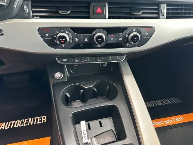 Audi A4 Avant view 9