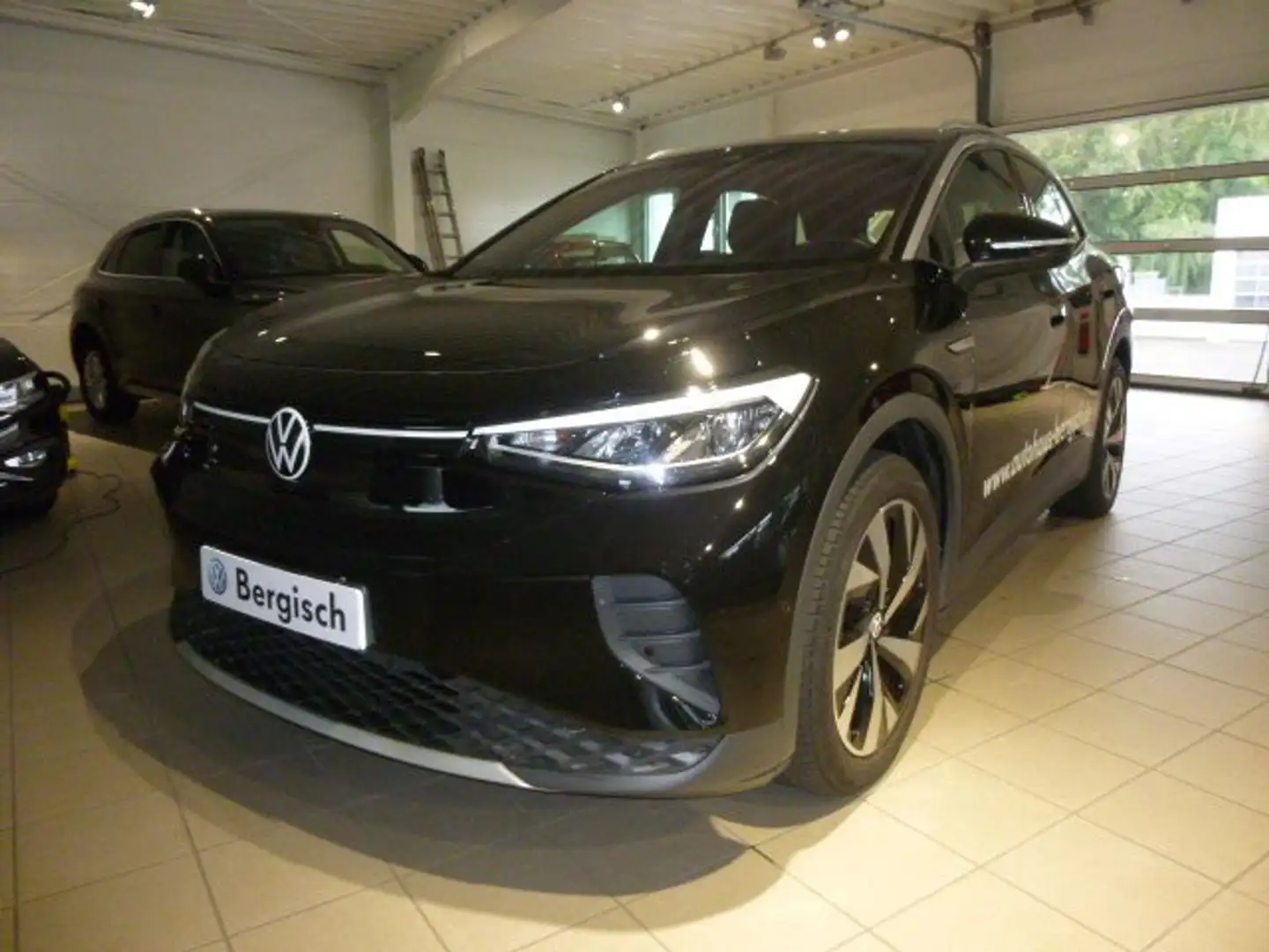 Volkswagen ID.4 150 kW Pro Performance Schwarz - 1