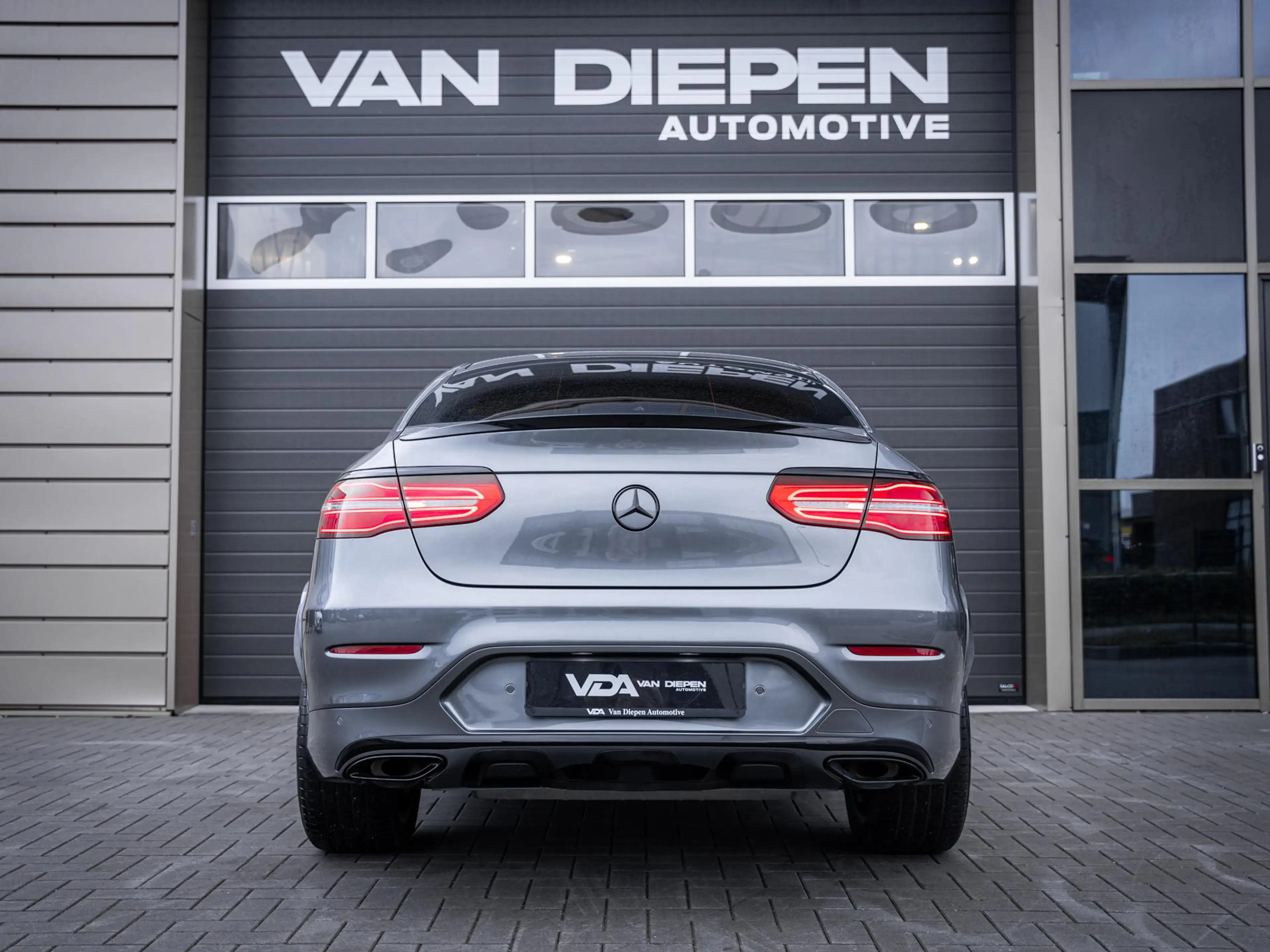 Mercedes-Benz GLC 250 Coupé 4MATIC Business Solution AMG | Pano | AIRMAT — photo 7