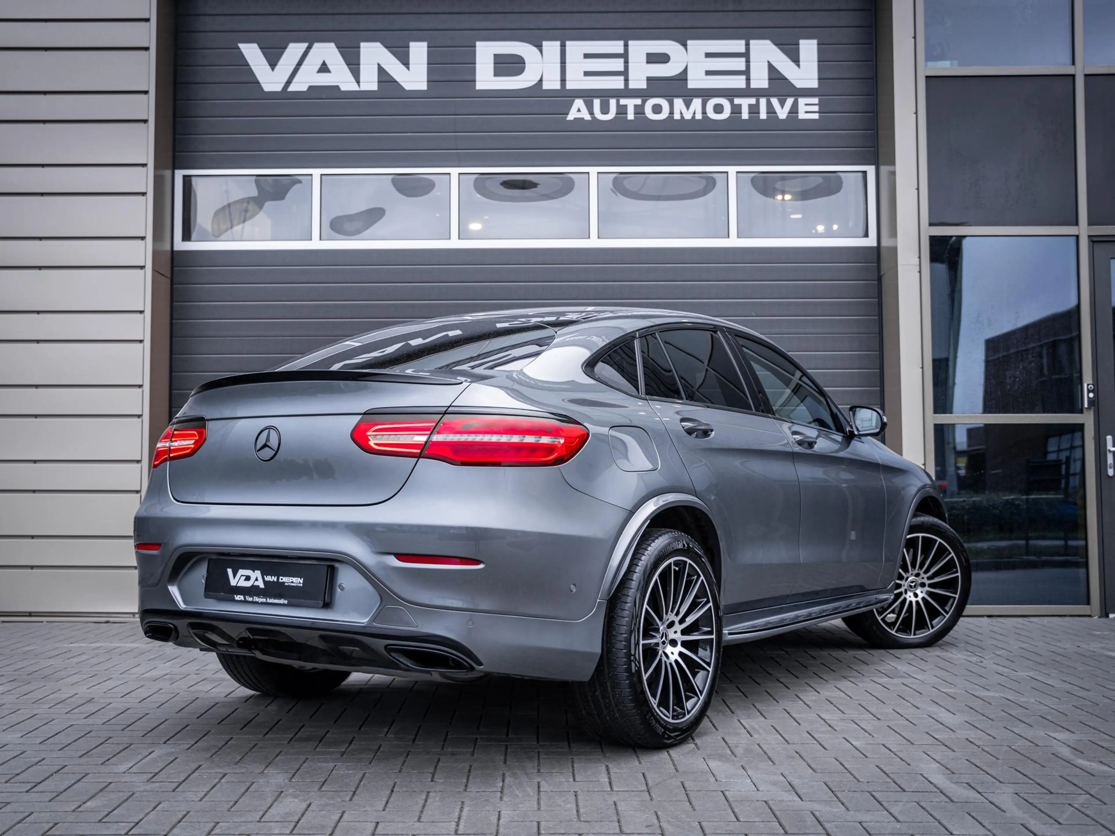 Mercedes-Benz GLC 250 Coupé 4MATIC Business Solution AMG | Pano | AIRMAT — photo 6