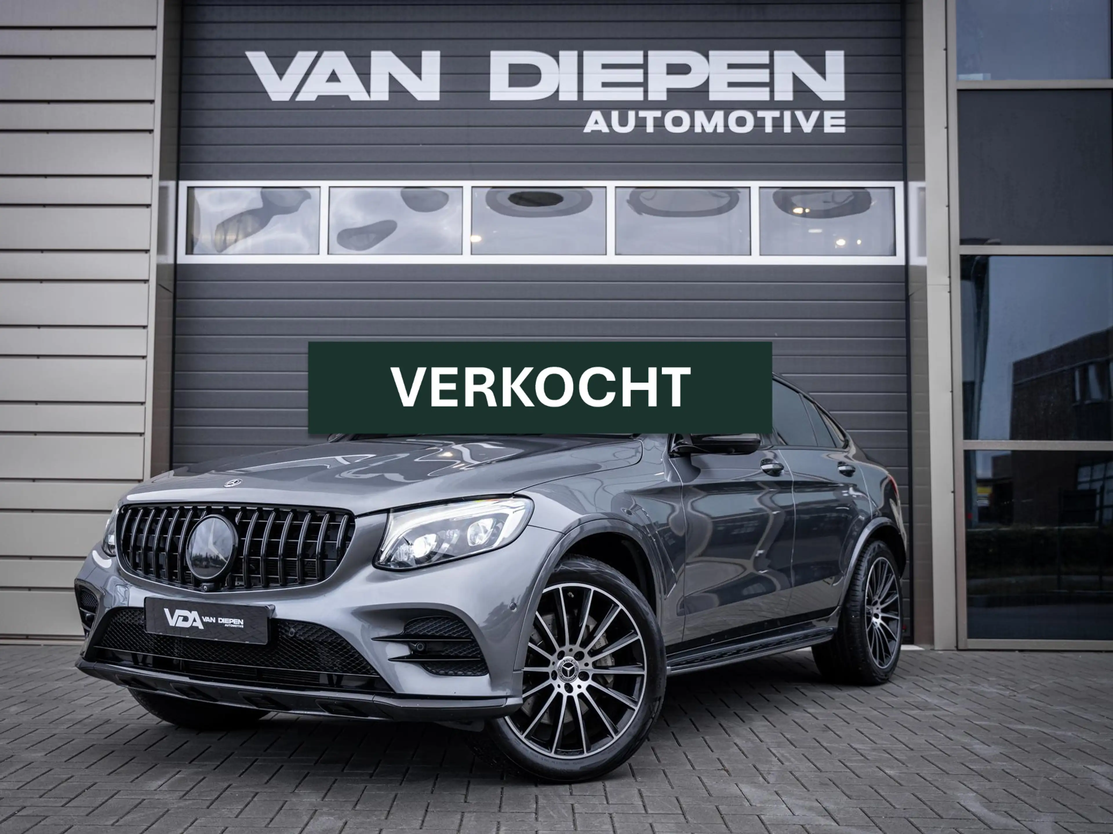 Mercedes-Benz GLC 250 Coupé 4MATIC Business Solution AMG | Pano | AIRMAT
