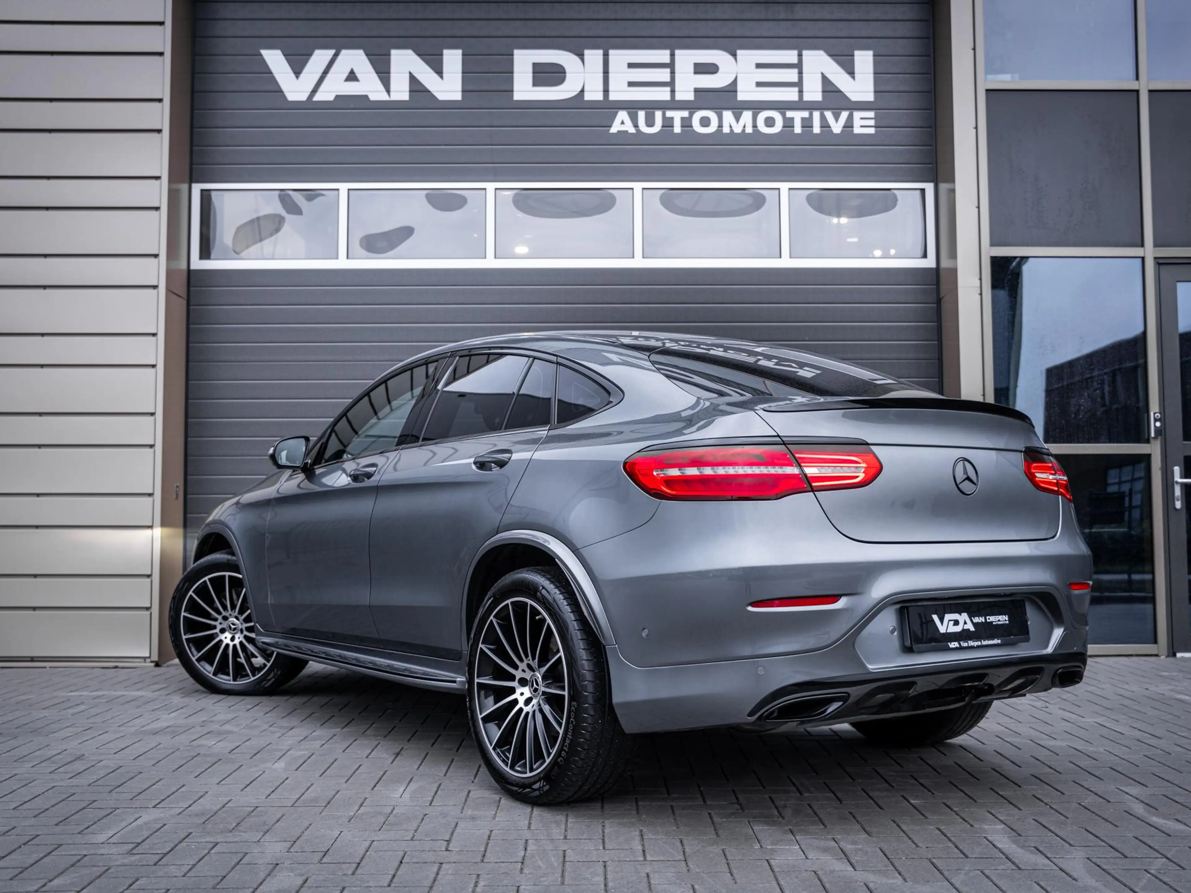 Mercedes-Benz GLC 250 Coupé 4MATIC Business Solution AMG | Pano | AIRMAT — photo 8