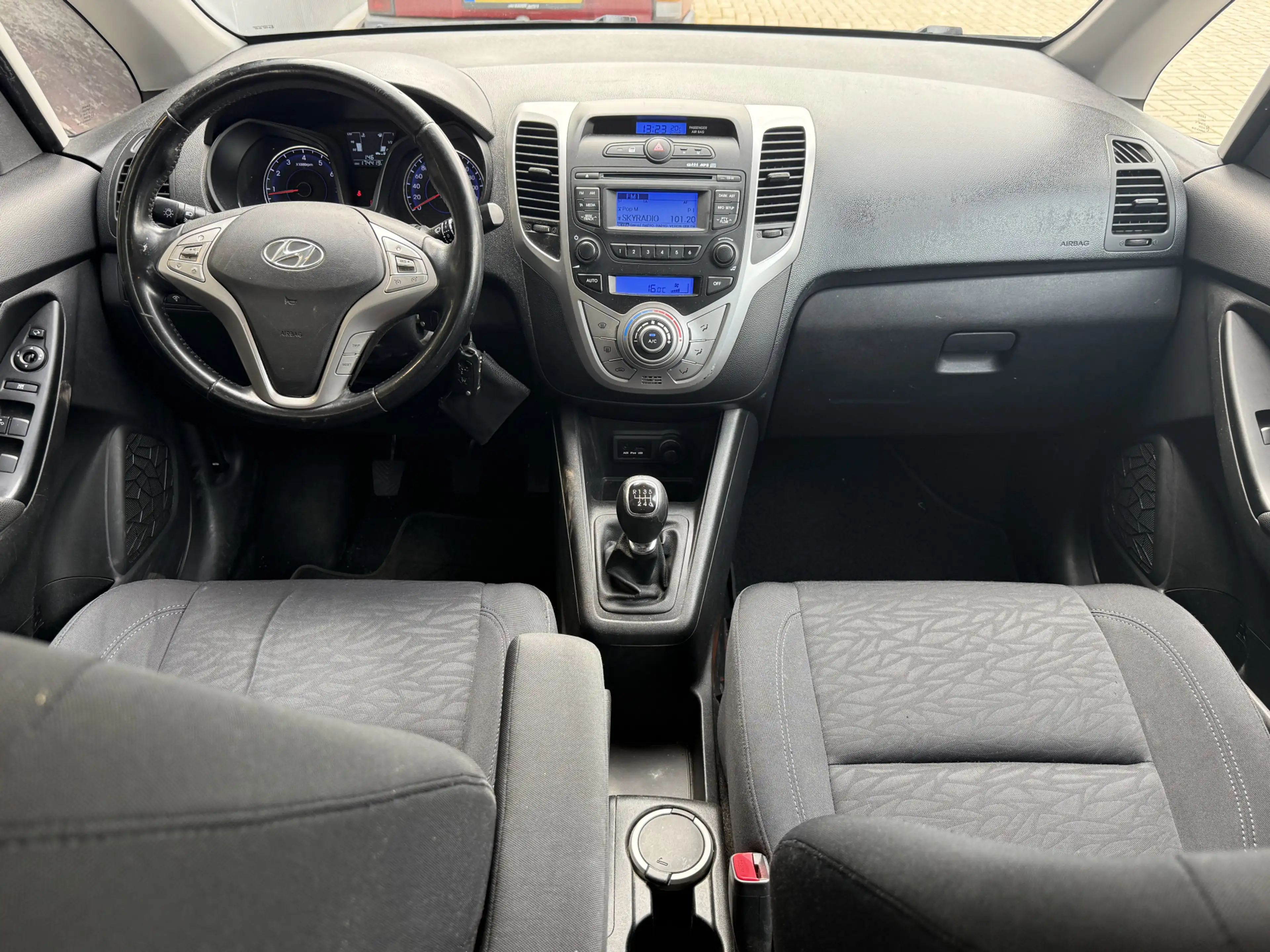 Hyundai iX20 1.6i i-Vision ✅ Airco  ✅ Trekhaak ✅ Climate contro — photo 2