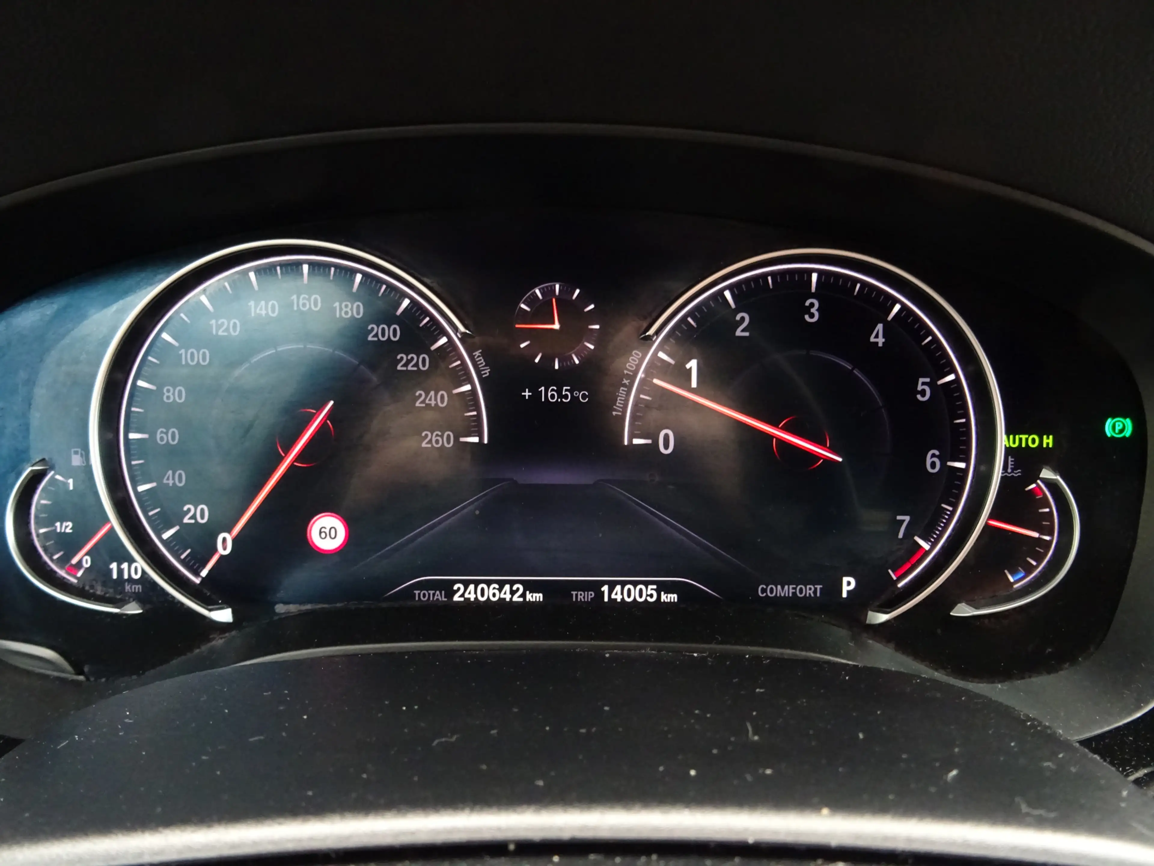 BMW 530 5-serie 530i xDrive High Executive * LEER * SFEER — photo 13