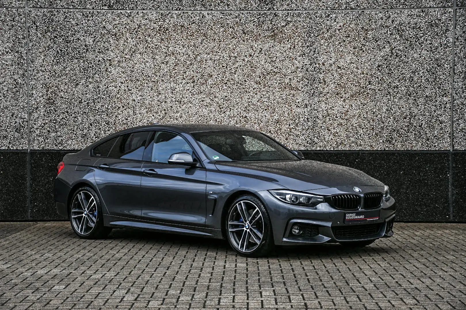 BMW 420 4-serie Gran Coupé 420i High Executive Edition Grijs - 1