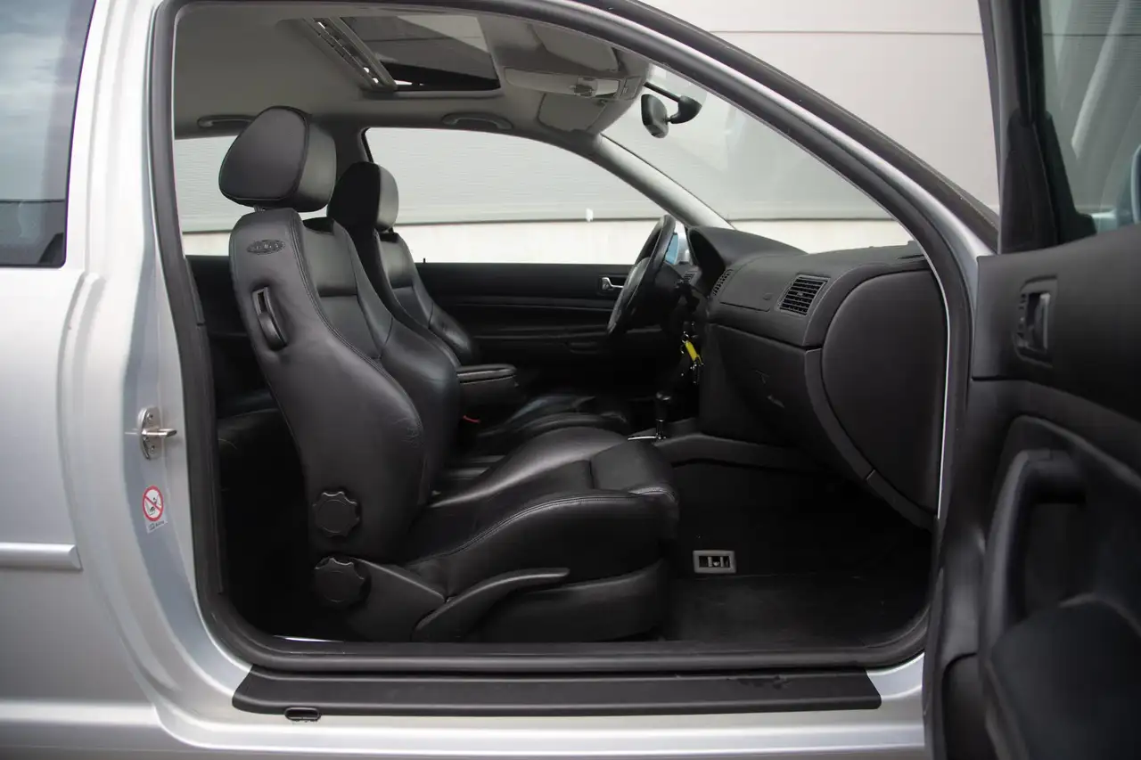 Volkswagen Golf 2.3 V5 Highline | 92.000KM | 1e Lak | Schuifdak |, foto 7